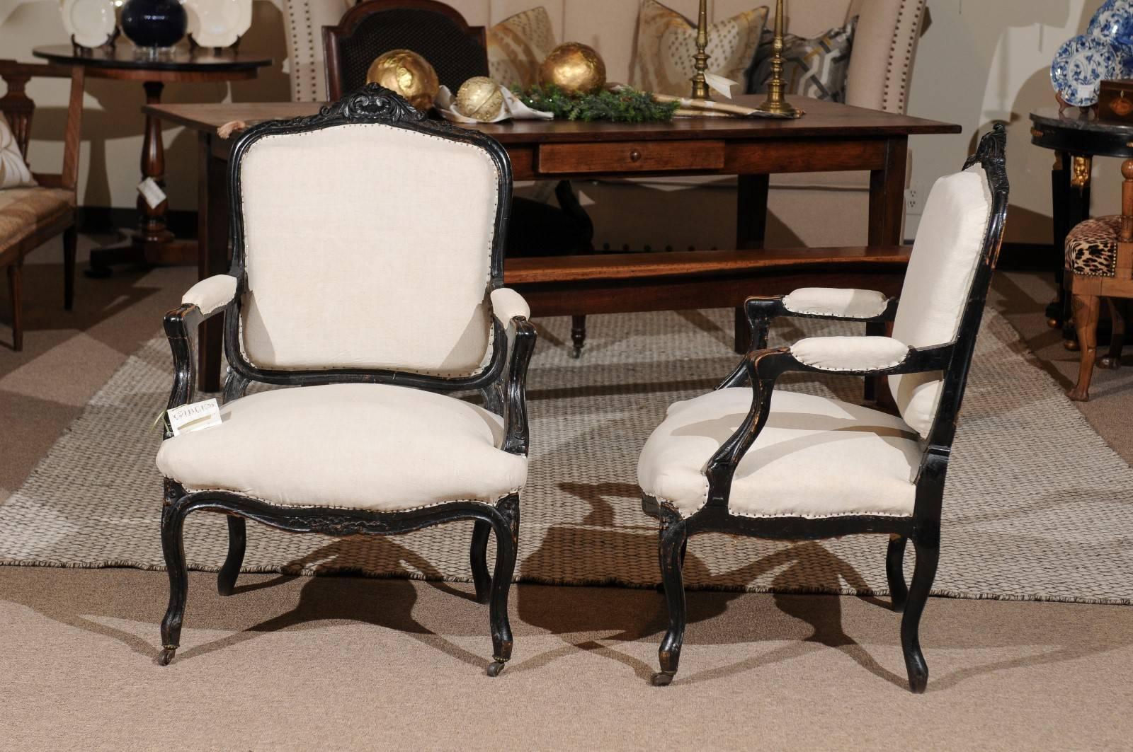 Pair of 19th Century Black Louis XVth Style Armchairs, circa 1880 For Sale 1