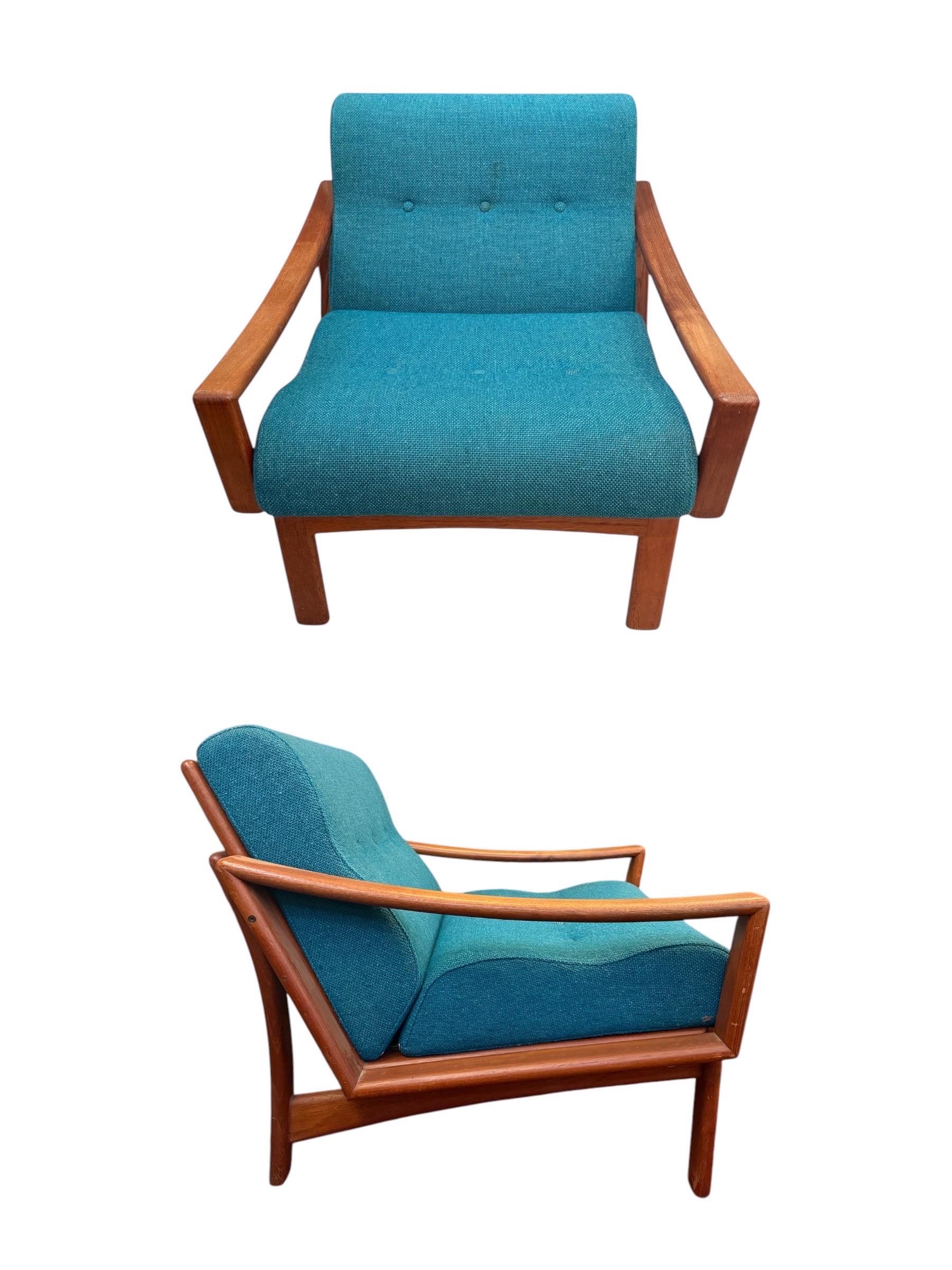 Danish Pair of 1970s Original Glostrup Møbelfabrik Teak Lounge Chairs