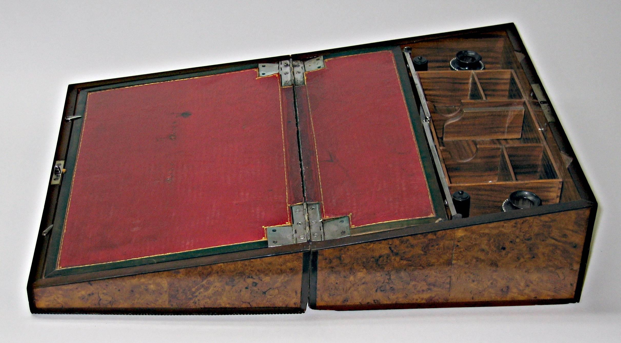 Caja de escritura de ébano y amboyna montada en acero y madera de Wedgwood de Geo III, c1800 Inglés en venta