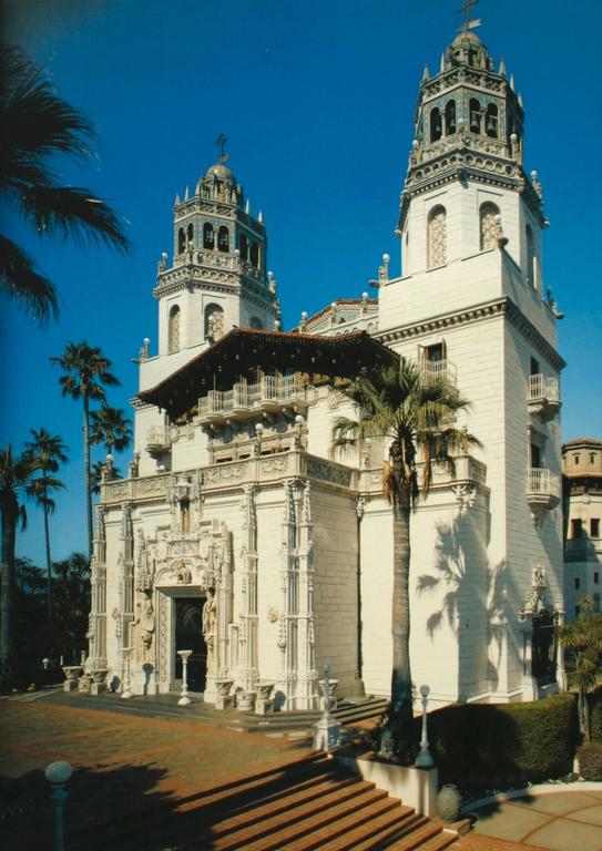Hearst Castle A Biography Of A Country House By Victoria