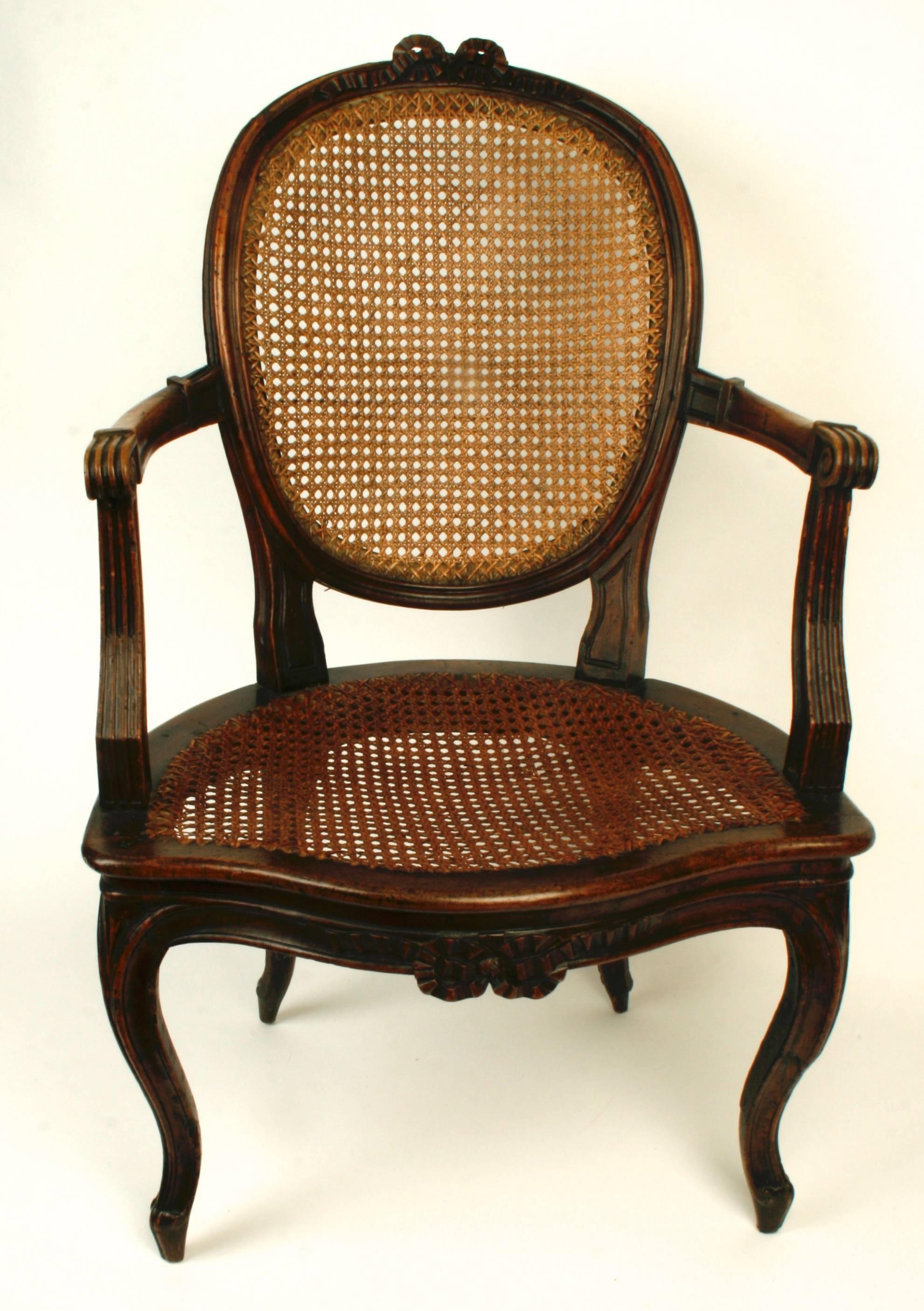 Louis XV Carved and Caned Fauteuil en Cabriolet, c1750 In Good Condition In valatie, NY