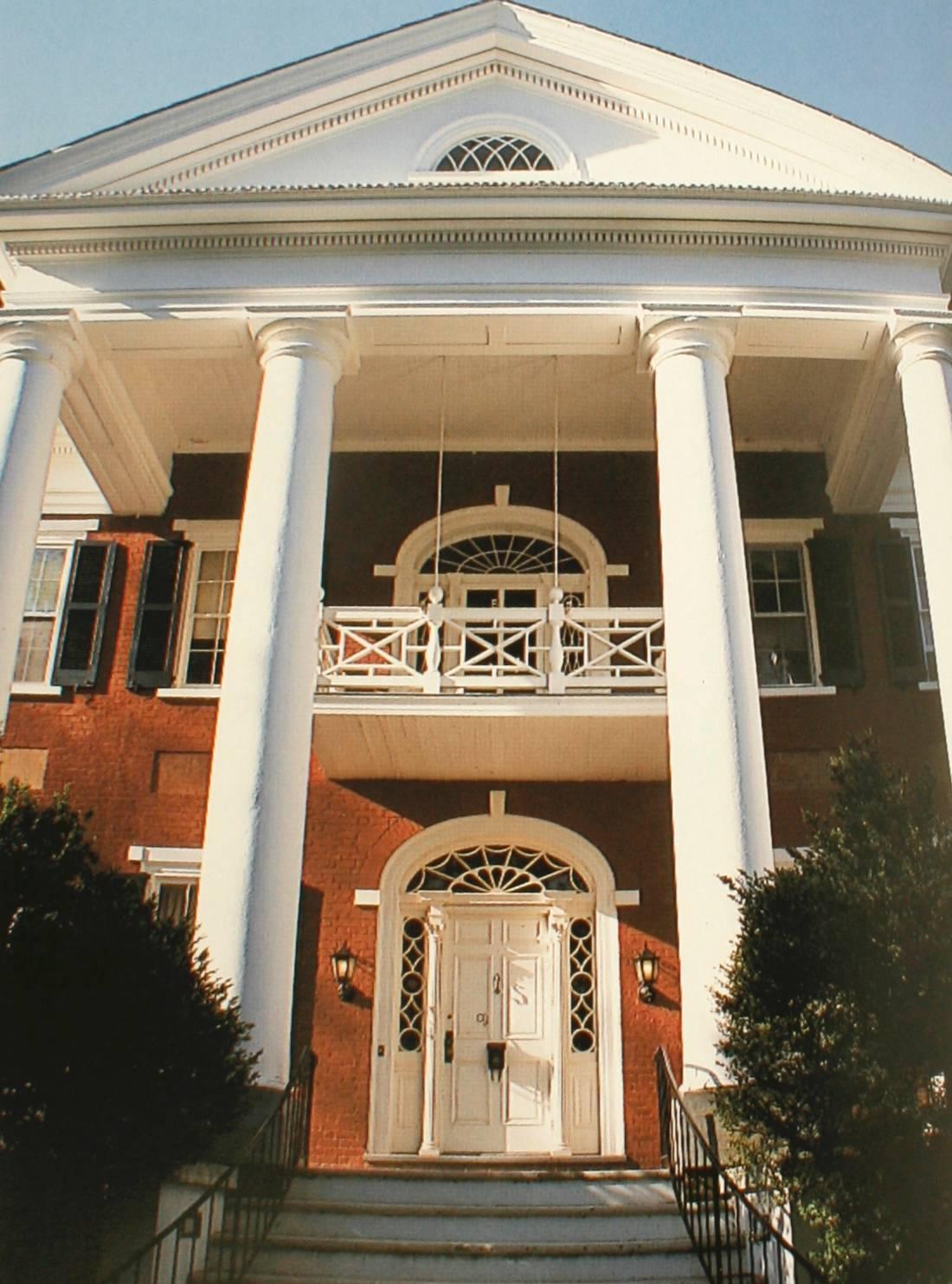 Architecture of Jefferson Country: Charlottesville and 