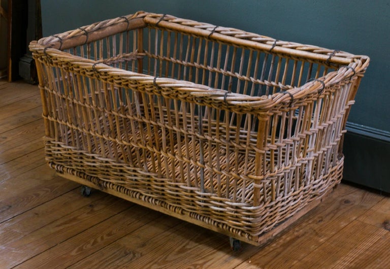 Large Vintage Belgian Wicker Cart on Wheels, circa 1920 For Sale at 1stdibs
