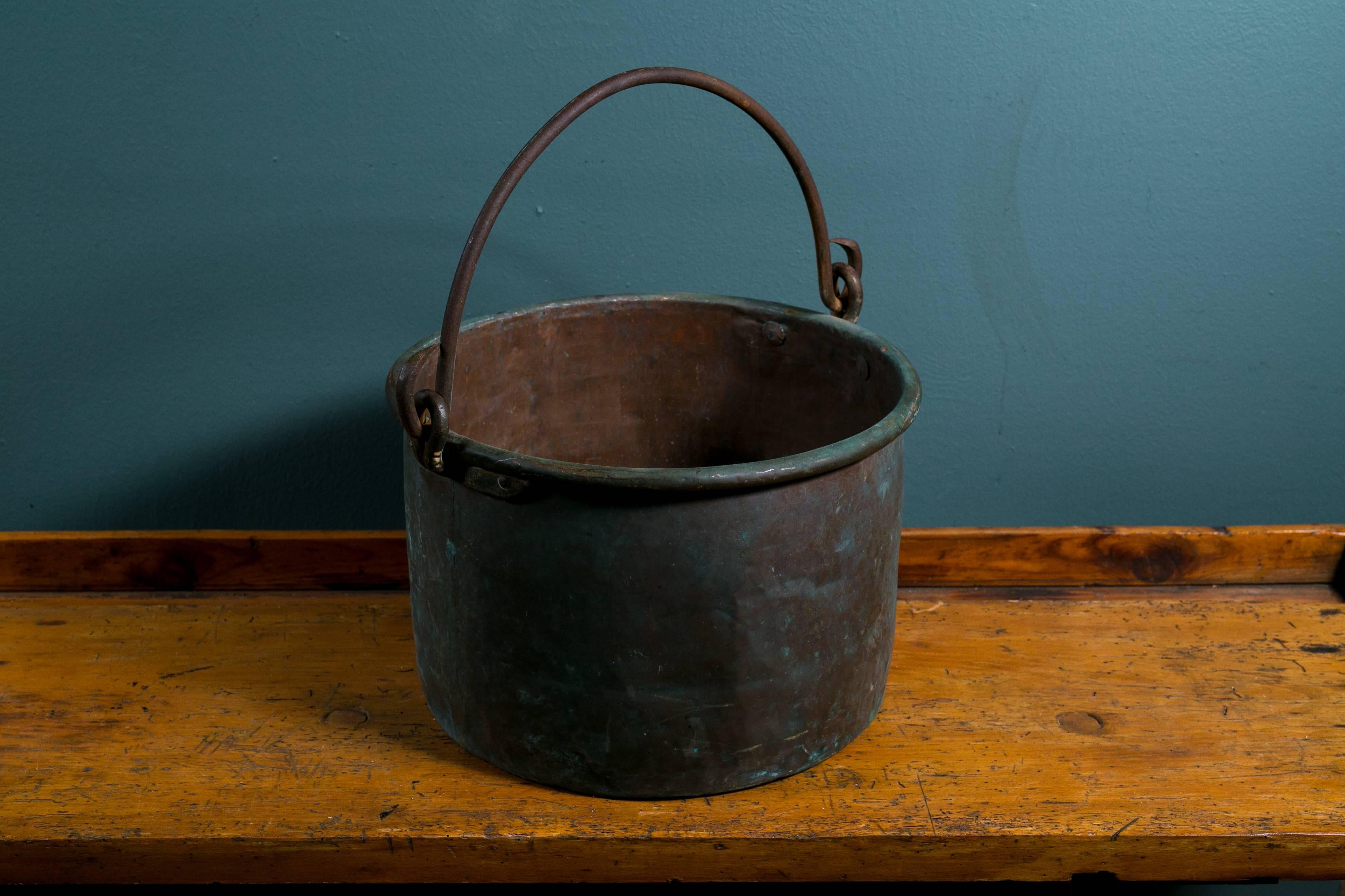 Late 19th Century Large Hand-Forged French Copper Pot with Iron Handle, circa 1890