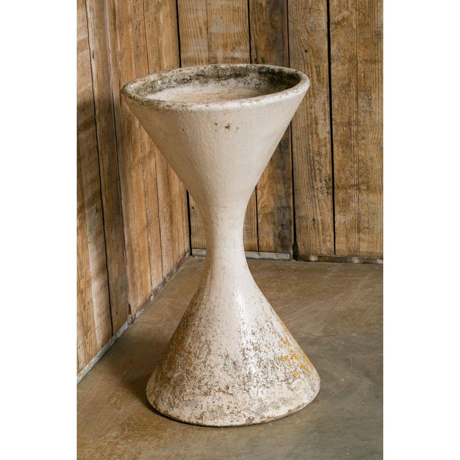 Cast Mid-Century Modern Medium Willy Guhl Diablo or Spindle Planter, circa 1950