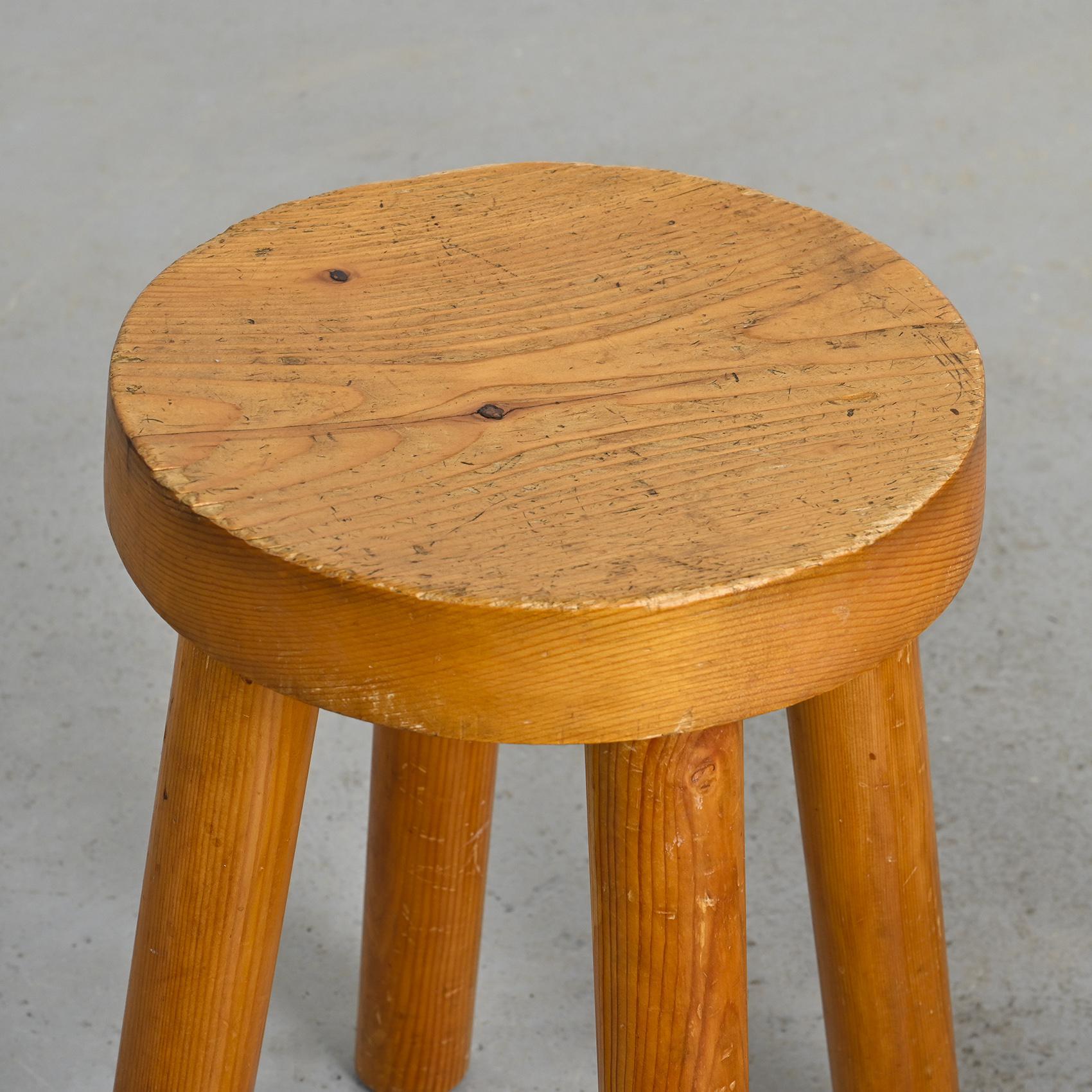 Pine Pair of stools by Charlotte Perriand for les Arcs 1600, circa 1965 For Sale