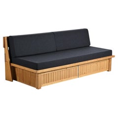 Les Arcs Daybed with backrest by Charlotte Perriand, circa 1973