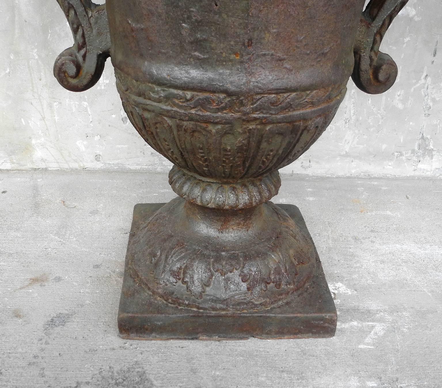 Pair of Antique Iron Urns with Detailing & Carved Arms from 19th Century France For Sale 1