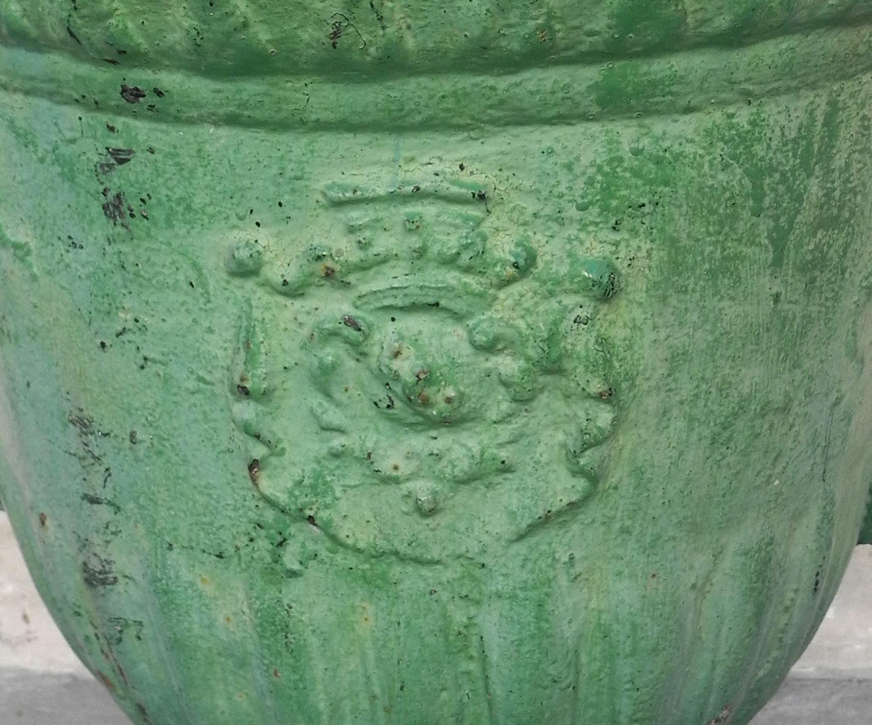 Antique Late 17th Century Green French Iron Planter with Crest  For Sale 1