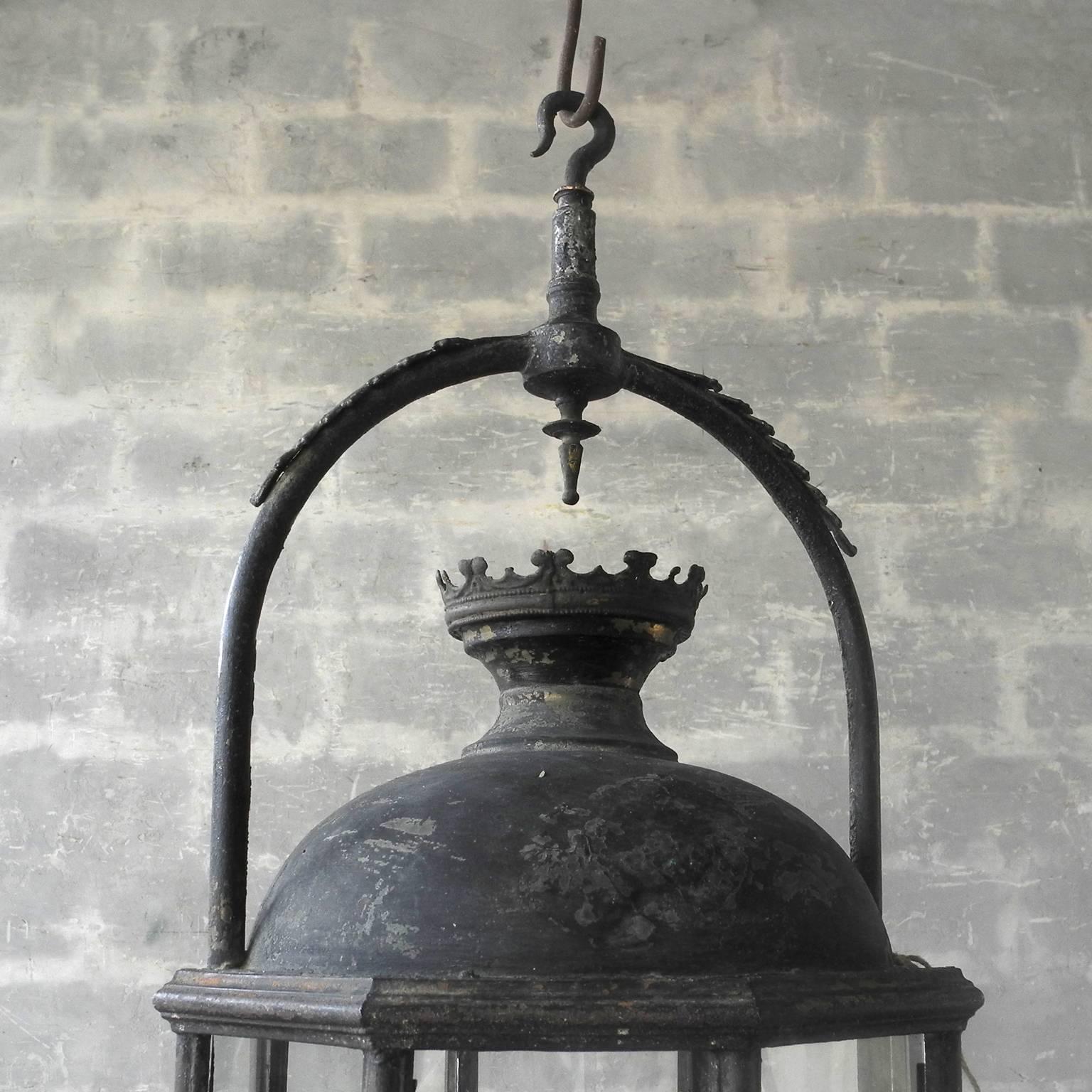 Antique Iron and Bronze French Carriage Entrance Lantern with Glass In Good Condition In Houston, TX