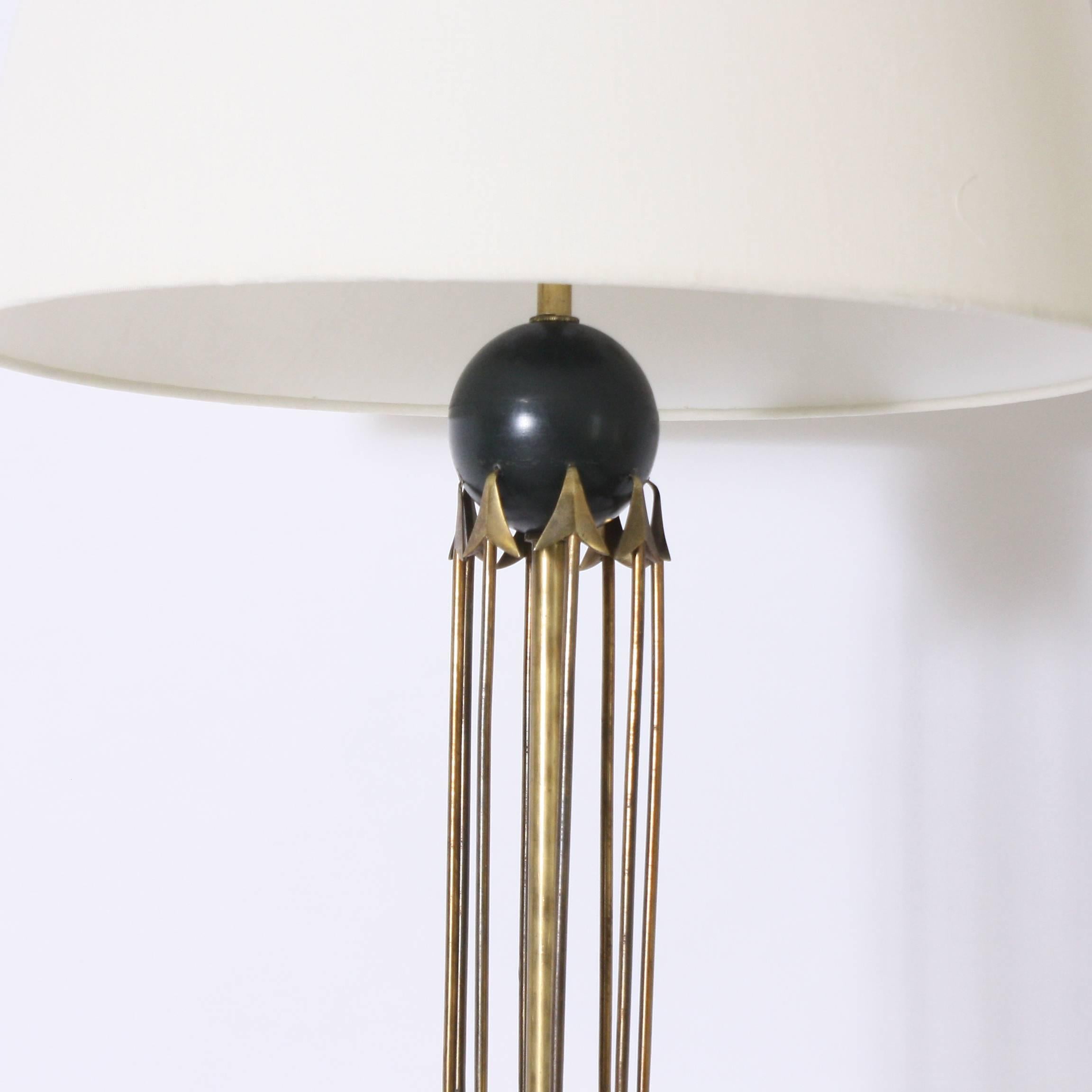 French Bronze and Black Metal Arrow Lamp Attributed to Maison Jansen, circa 1940