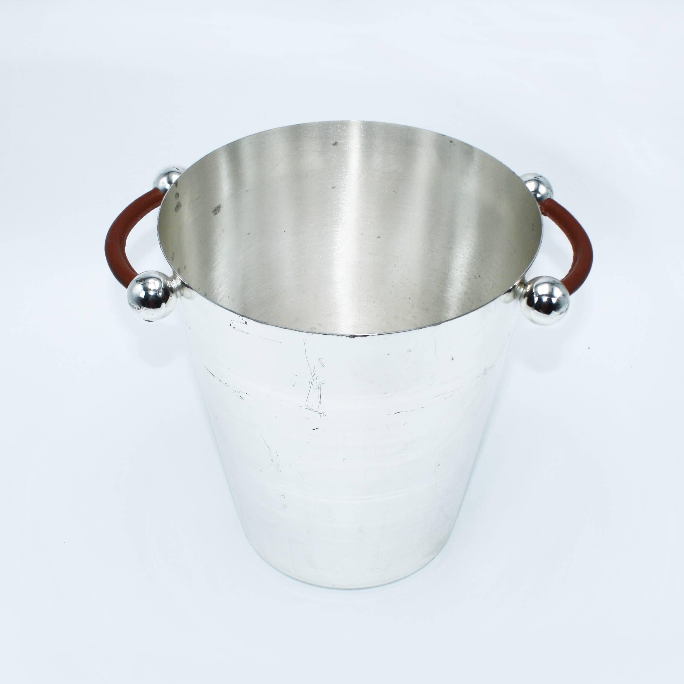 Silver Plated Ice Bucket with Tan Leather Handle, circa 1960  In Good Condition In Dallas, TX
