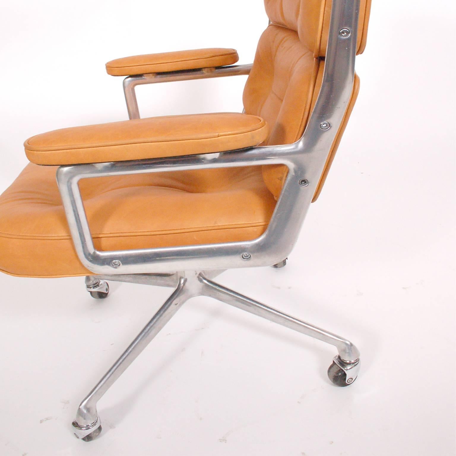 Time Life Office Chair by Charles Eames 1