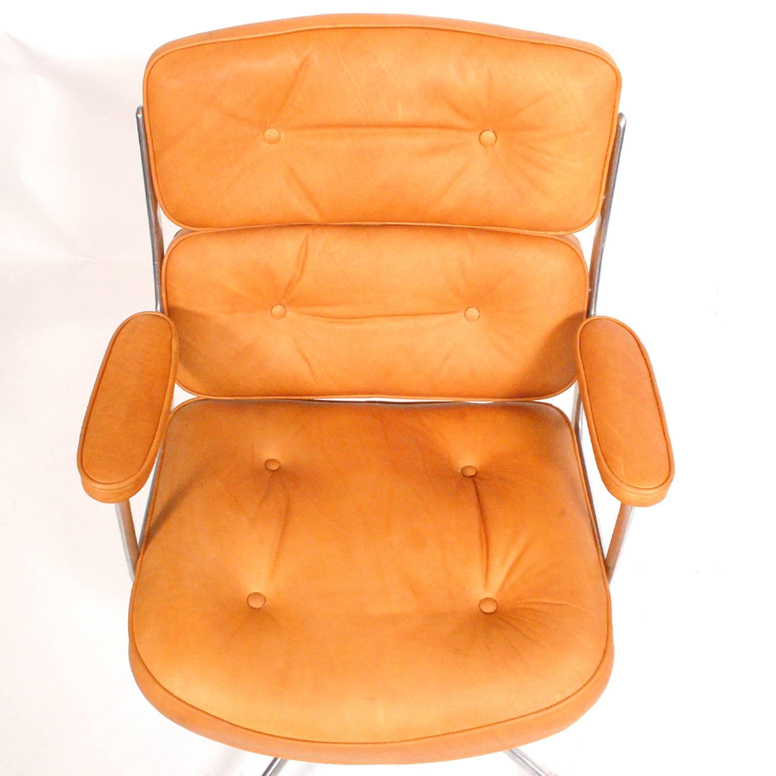 Mid-20th Century Time Life Office Chair by Charles Eames