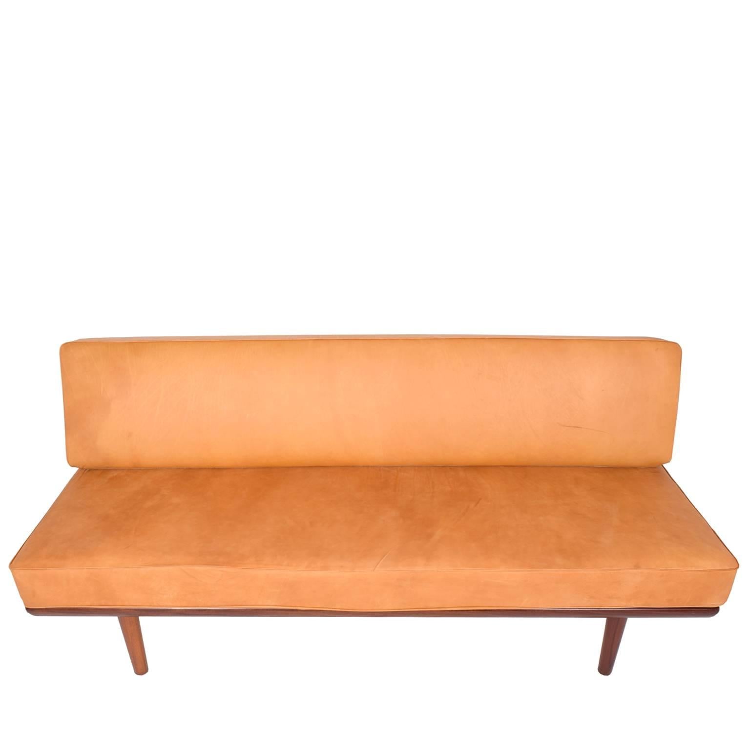 Scandinavian Modern Hans Wegner Daybed/ Sofa for GETAMA GE 19