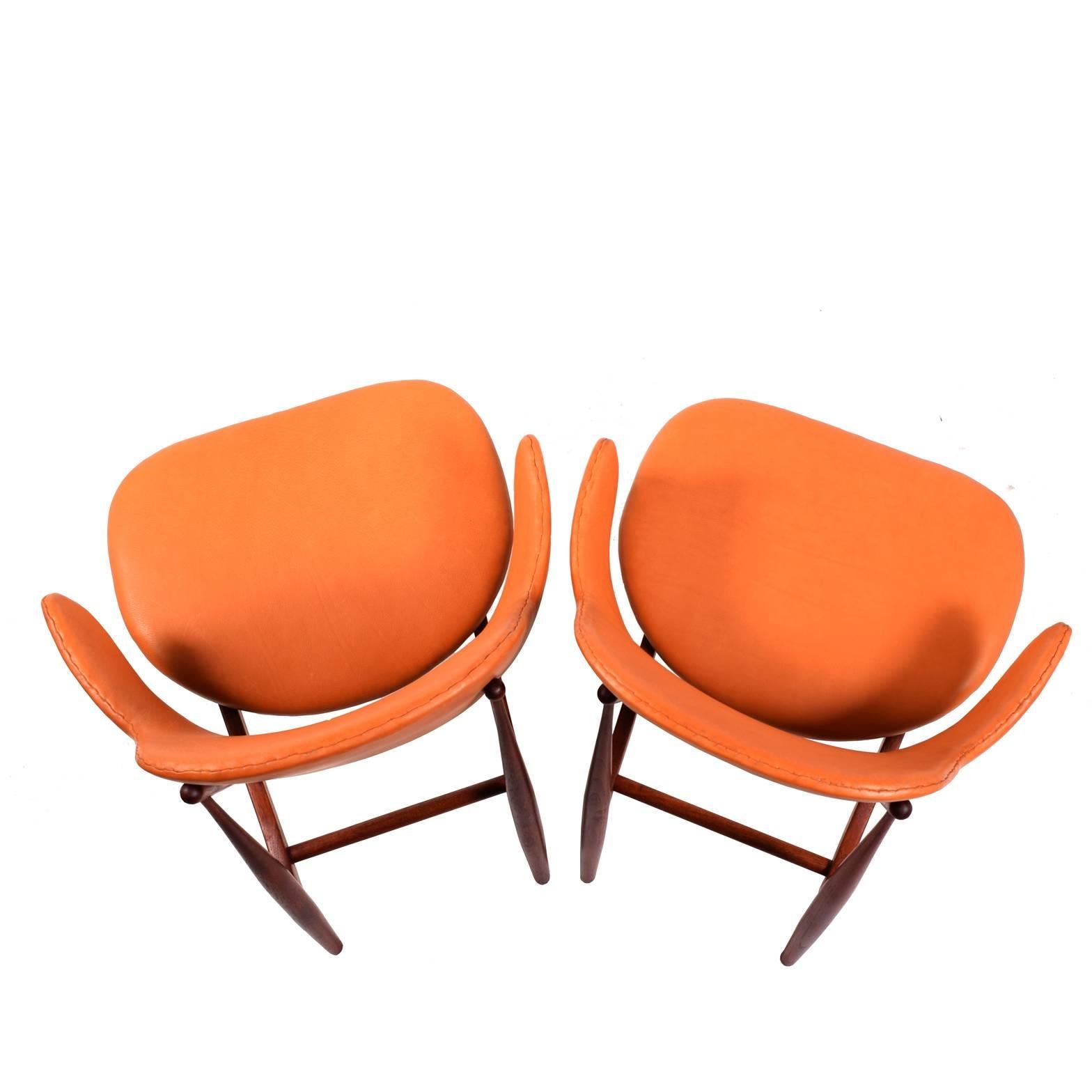 Pair of easy Chairs by Ib Kofod-Larsen for Christensen & Larsen In Excellent Condition In Hudson, NY