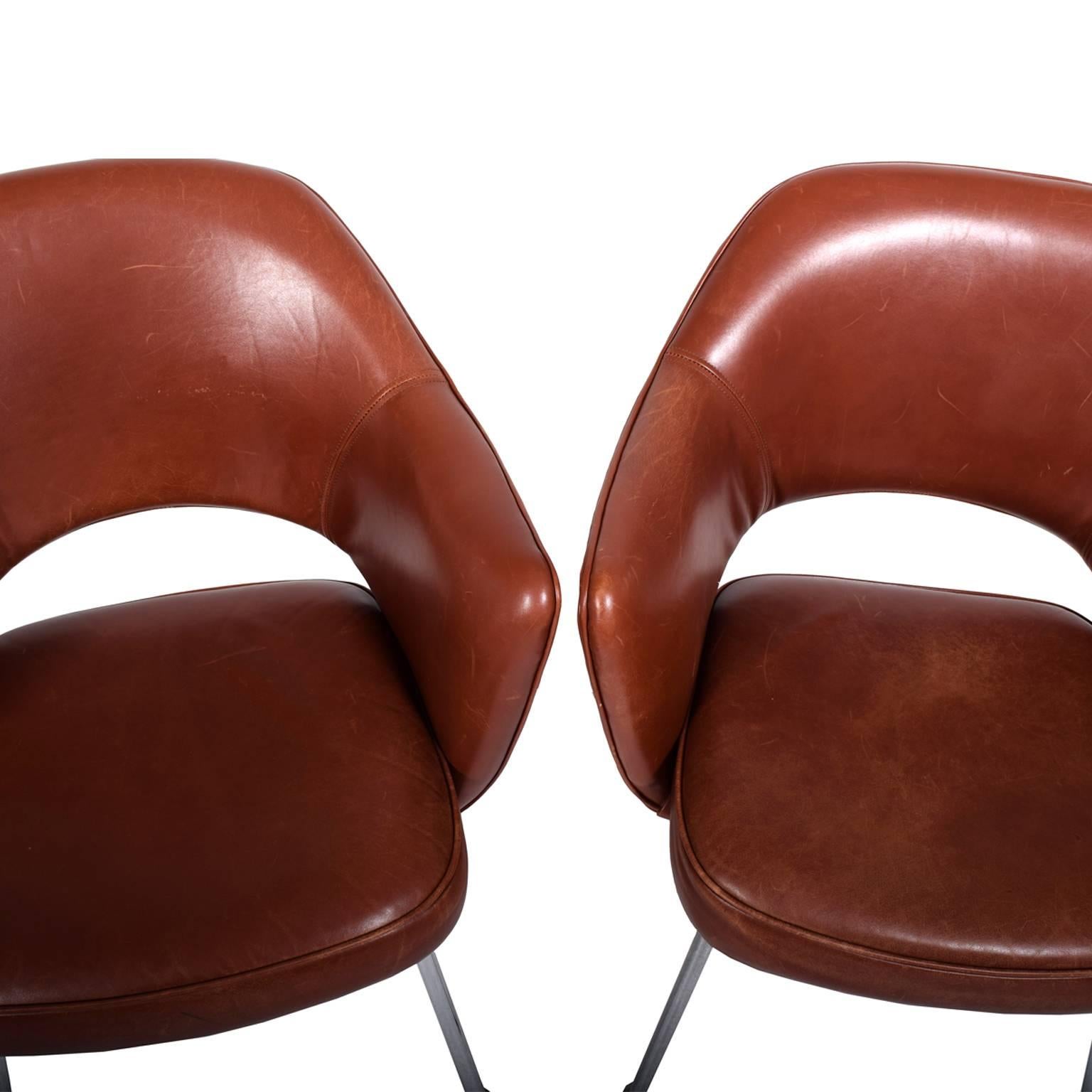 One of Eero Saarinen for Knoll Executive Armchairs left sold In Excellent Condition In Hudson, NY