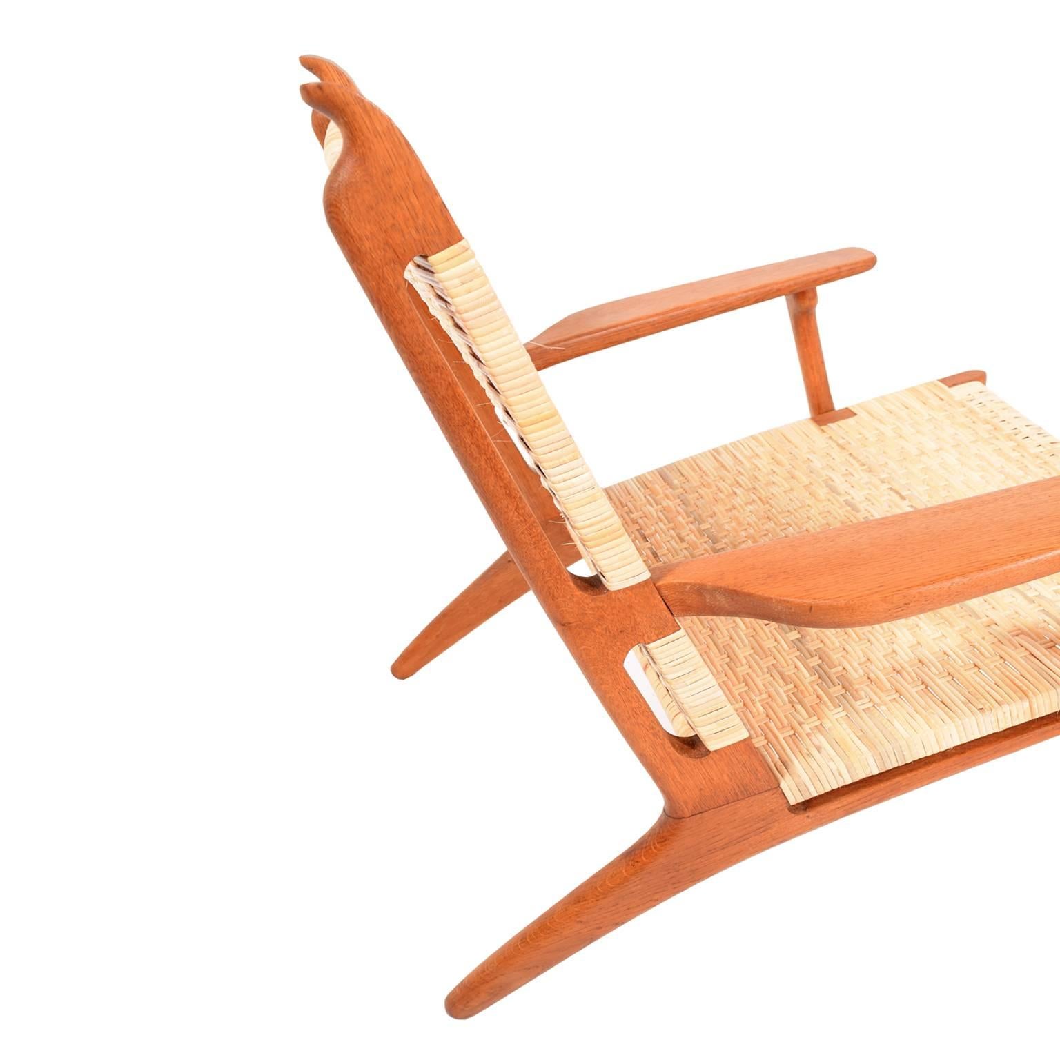 Hans Wegner CH27 Lounge Chair for Carl Hansen In Good Condition In Hudson, NY