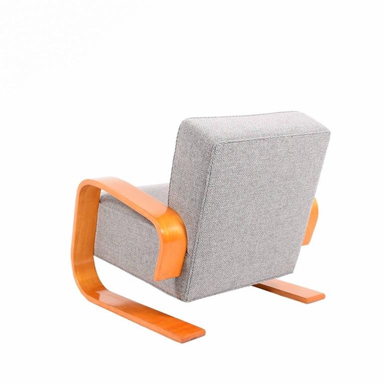 Early Tank Chair By Alvar Aalto For Artek At 1stdibs Scandinavian Modern Early Tank Chair By Alvar Aalto For Artek