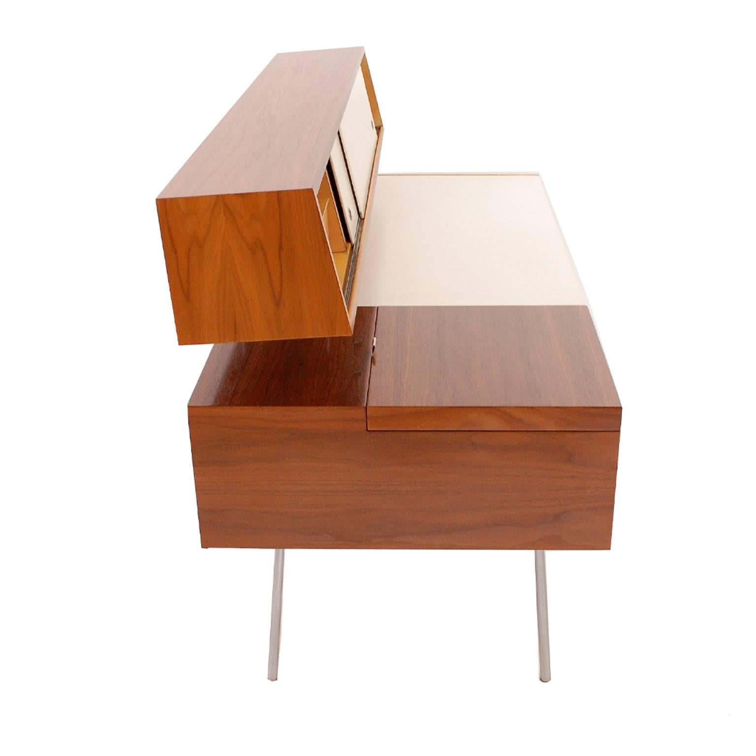 George Nelson  Home Desk  for Herman Miller In Good Condition For Sale In Hudson, NY