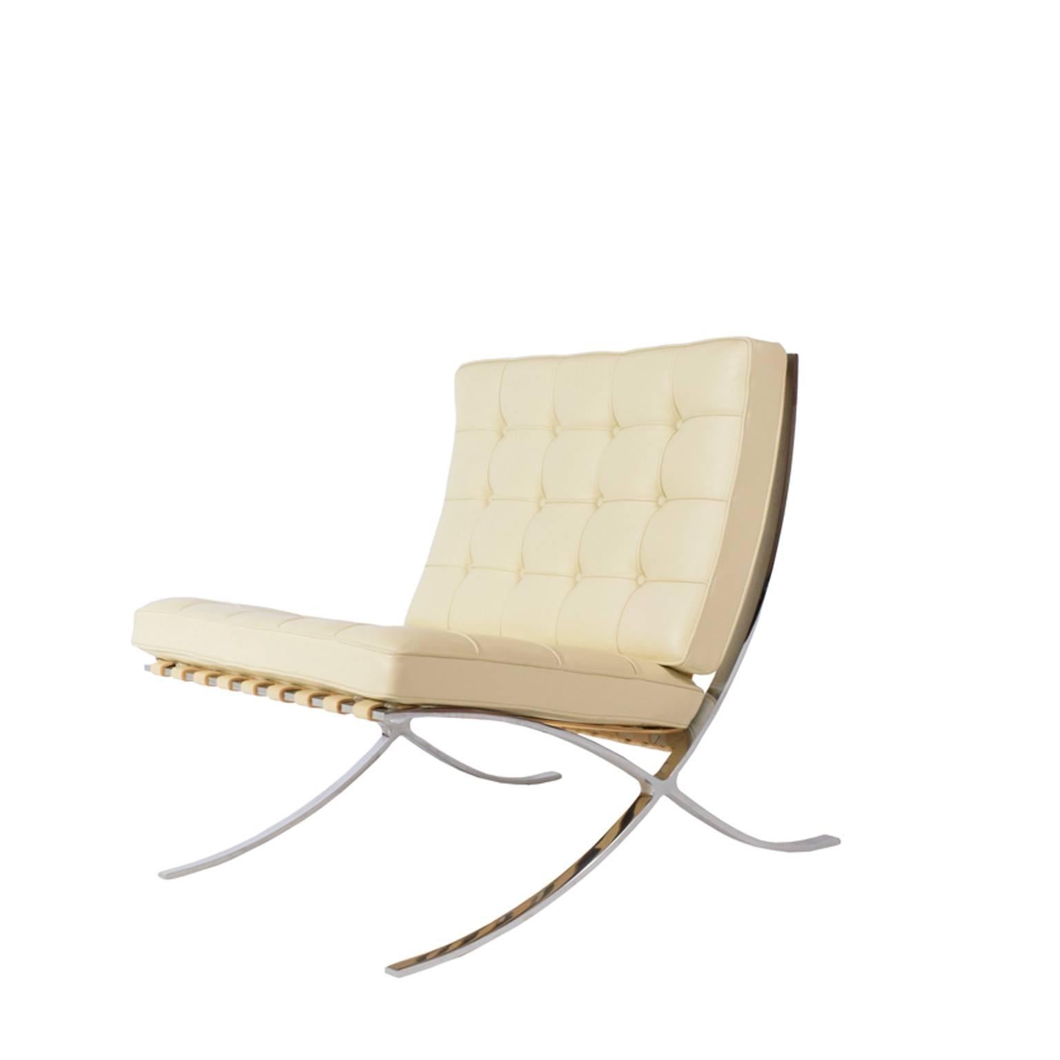 Modern Barcelona Chair by Mies van der Rohe for Knoll Inc.