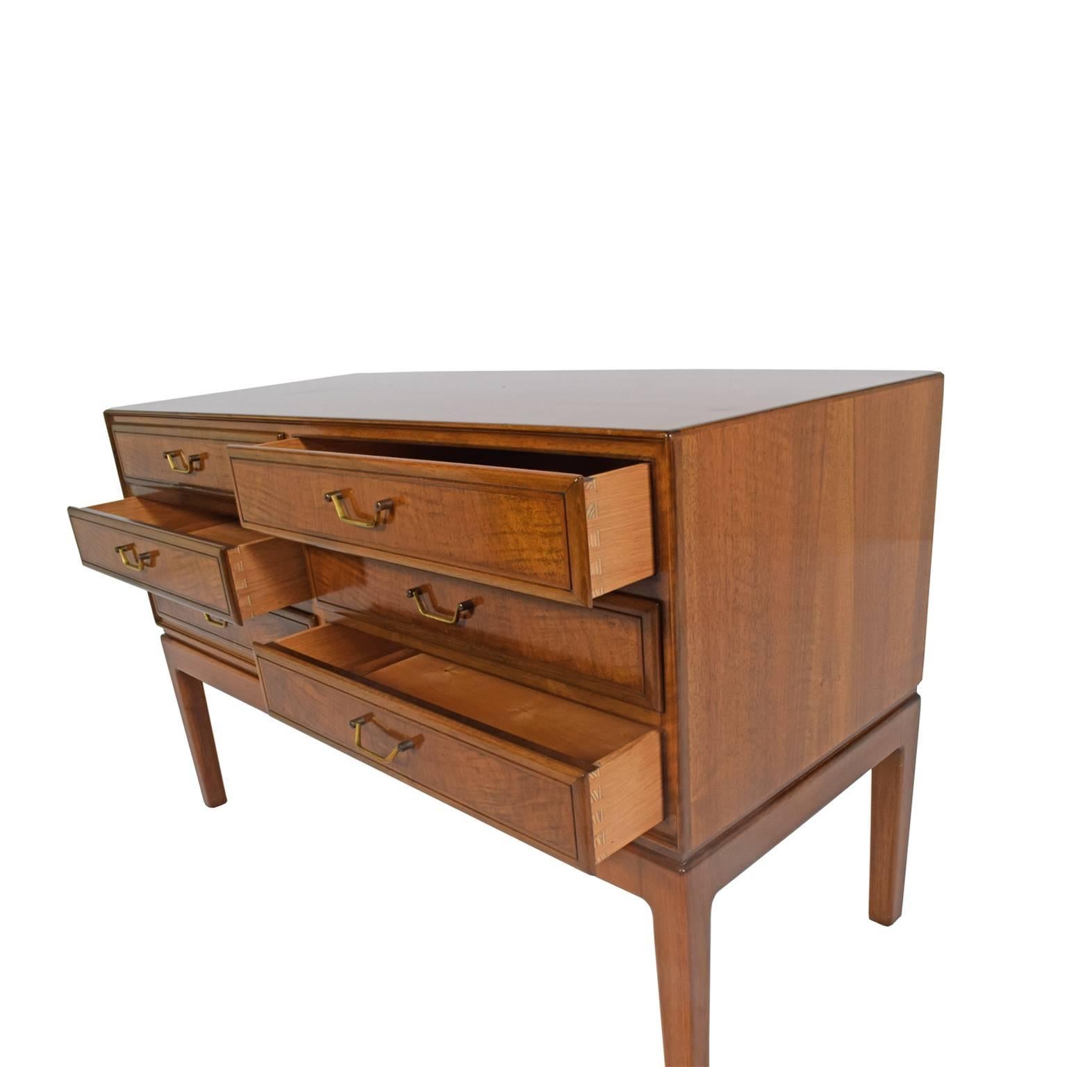 1940s Walnut Chest of Drawers Attributed to Ole Wanscher In Good Condition In Hudson, NY