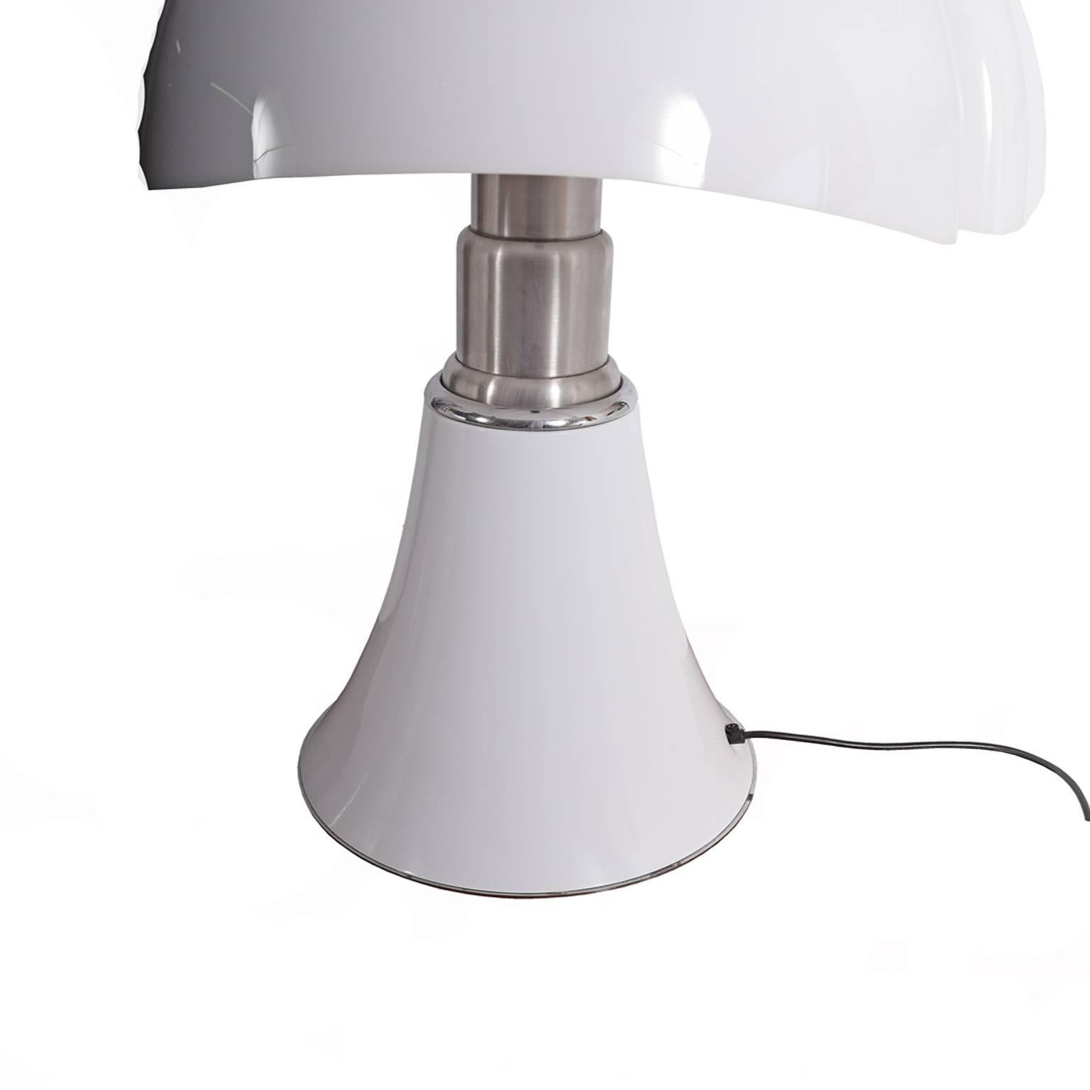 pipistrello table lamp