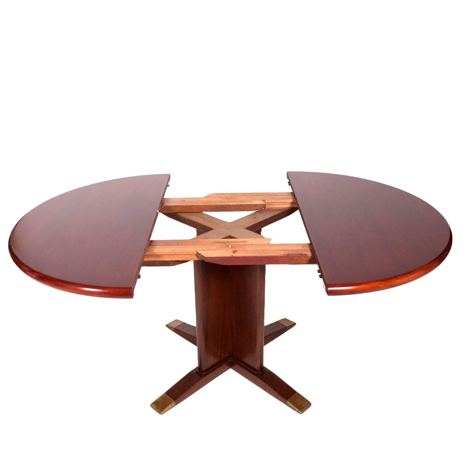 Frits Henningsen Mahogany Dinning Table In Excellent Condition In Hudson, NY