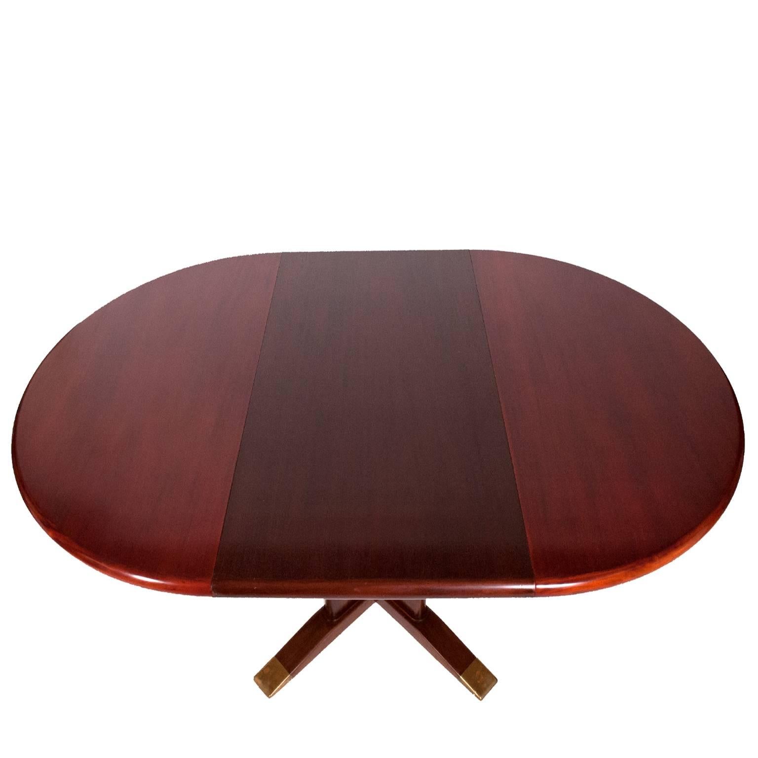 Mid-20th Century Frits Henningsen Mahogany Dinning Table