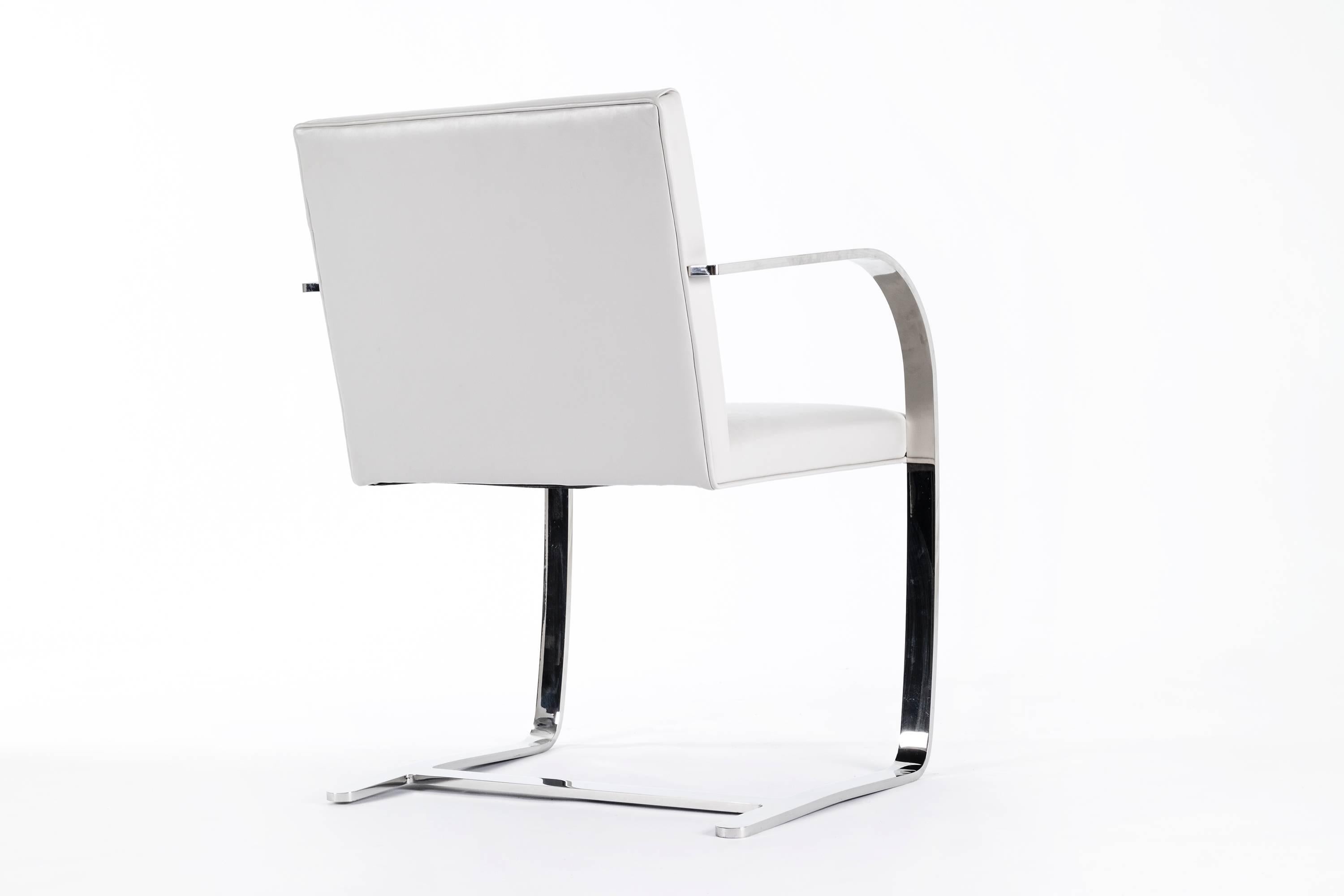 Américain  Mies Van Der Rohe - Paire de chaises Brno en vente