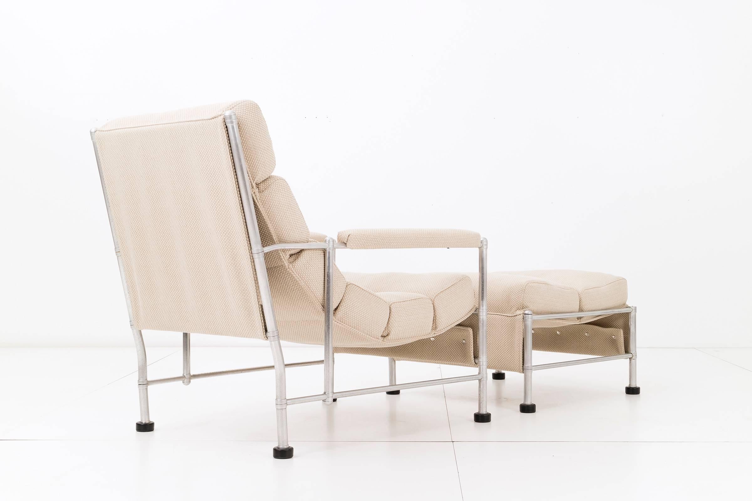 Mid-Century Modern Warren McArthur Lounge Chair and Ottoman