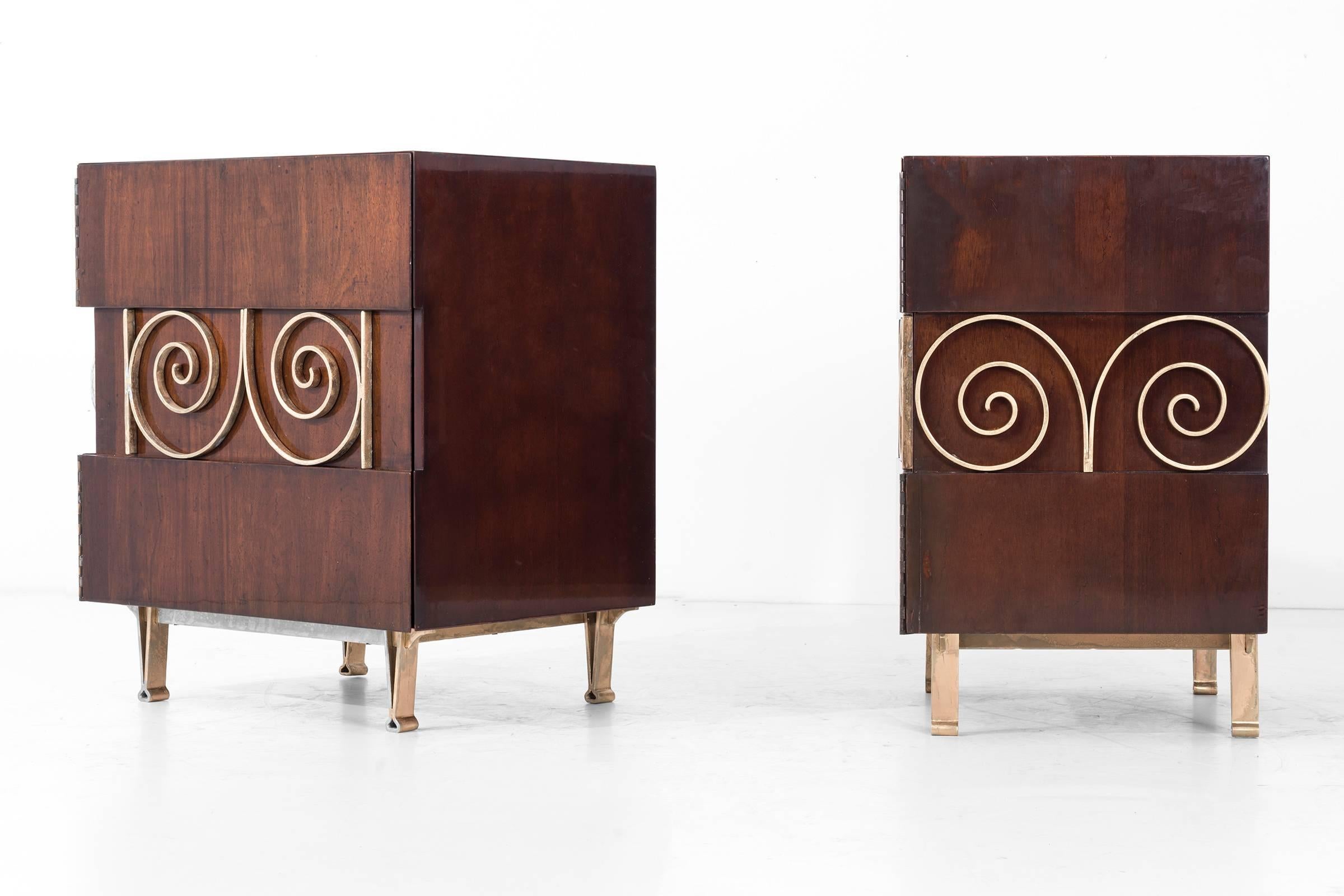Edmund Spence Pair of End Tables or Nightstands In Excellent Condition In Chicago, IL