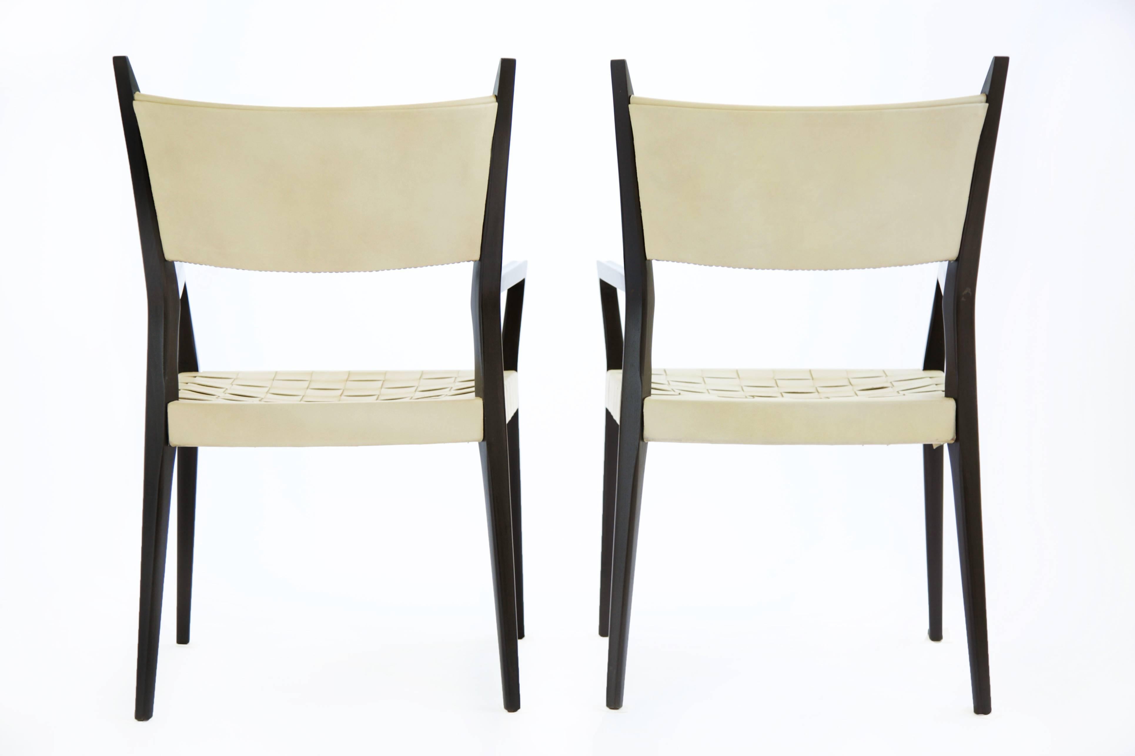 Set of Twelve Paul McCobb Dining Chairs In Good Condition In Chicago, IL