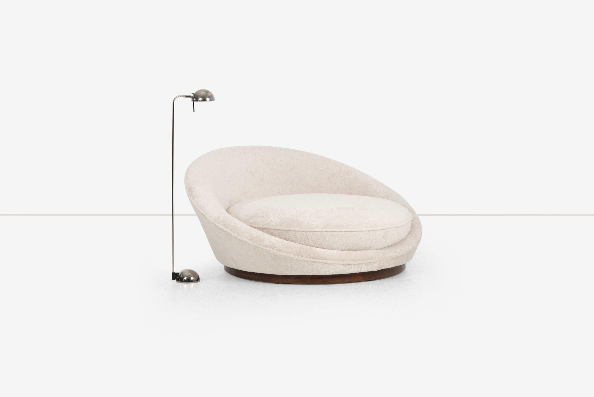 Milo Baughman Style Satellite Chaise in Tan Kunstfell, 1970 (21. Jahrhundert und zeitgenössisch) im Angebot