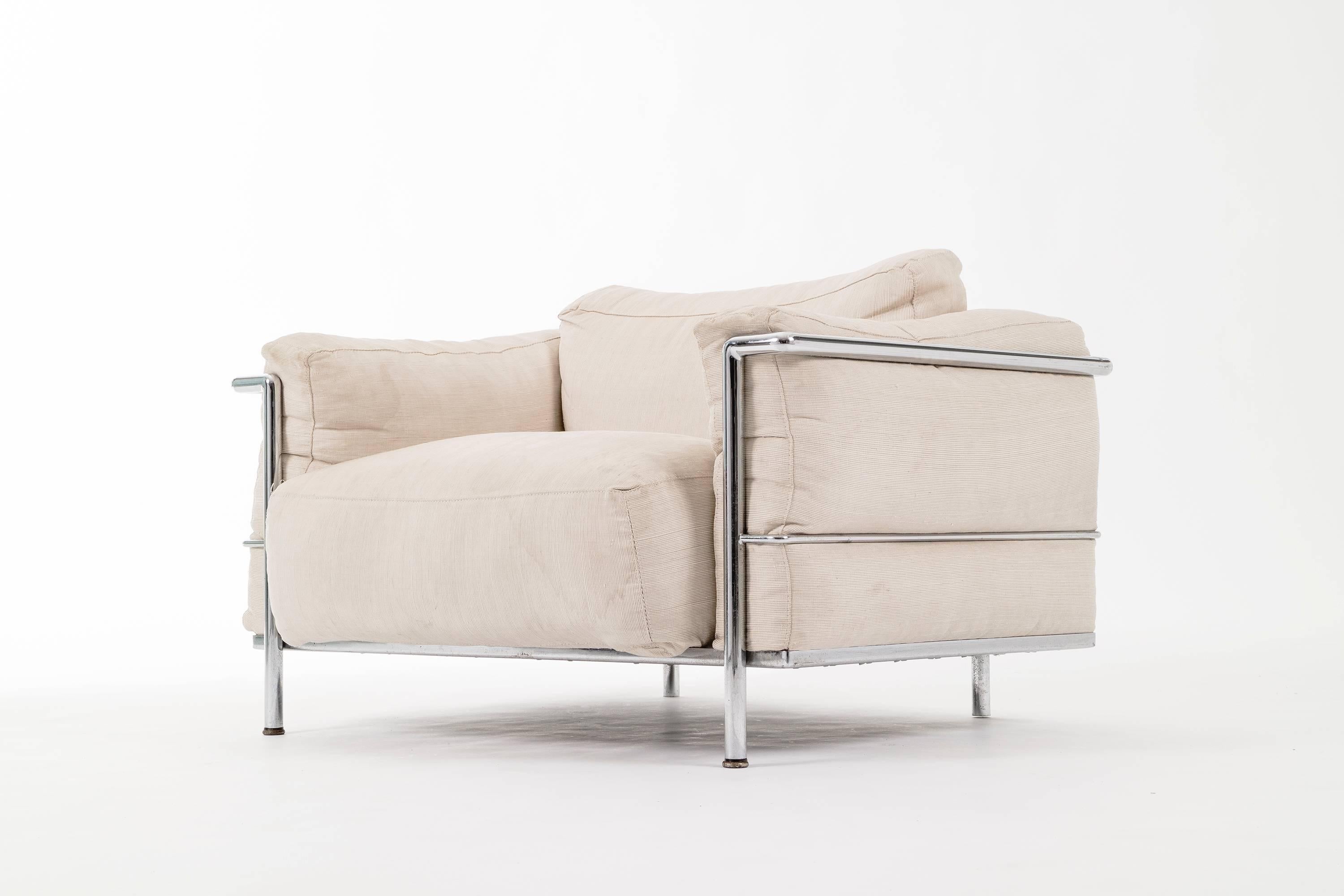 Le Corbusier, Pierre Jeanneret and Charlotte Perriand's LC3 Lounge designed in 1928 and produced in the mid-1960s by Cassina. This Iconic club chair has a chrome-plated steel tube cage like frame that supports four connection free cushions.