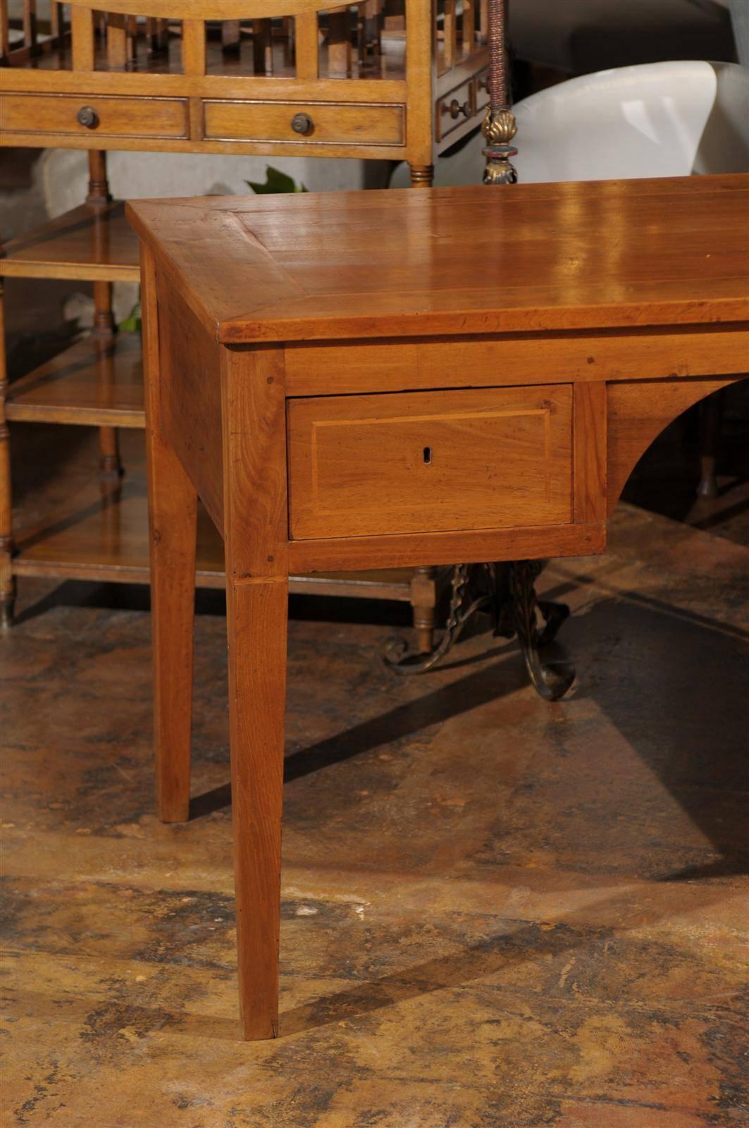 19th Century Italian 1880s Walnut Partner’s Desk with Banded Inlay and Arched Apron