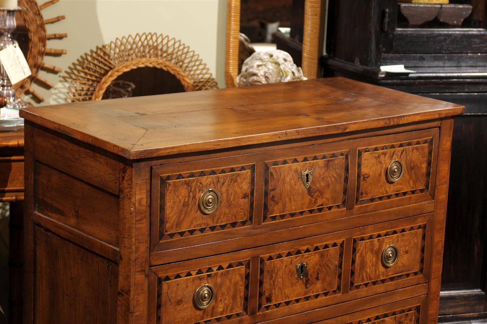 Mid to Late 19th Century Burl Walnut Commode 1