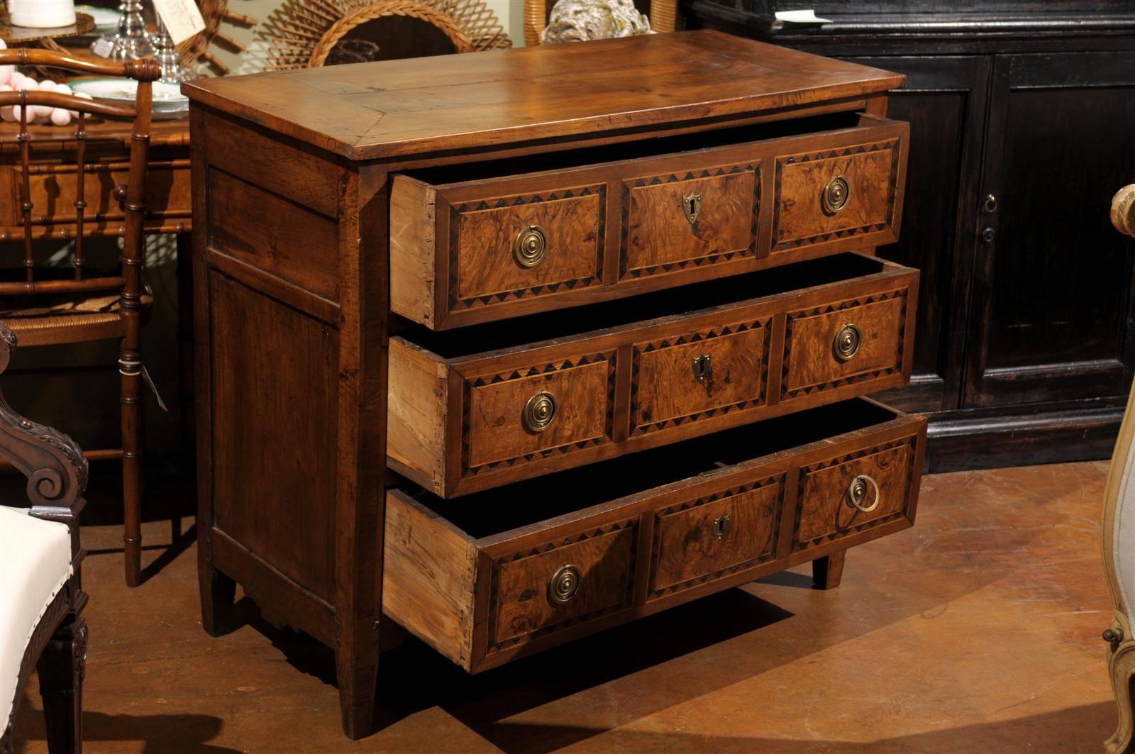 Early 20th Century Mid to Late 19th Century Burl Walnut Commode