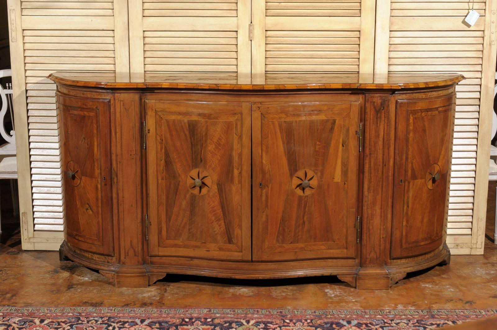 Italian 1860s Walnut, Satinwood and Ebony Inlaid Credenza with Serpentine Front 3
