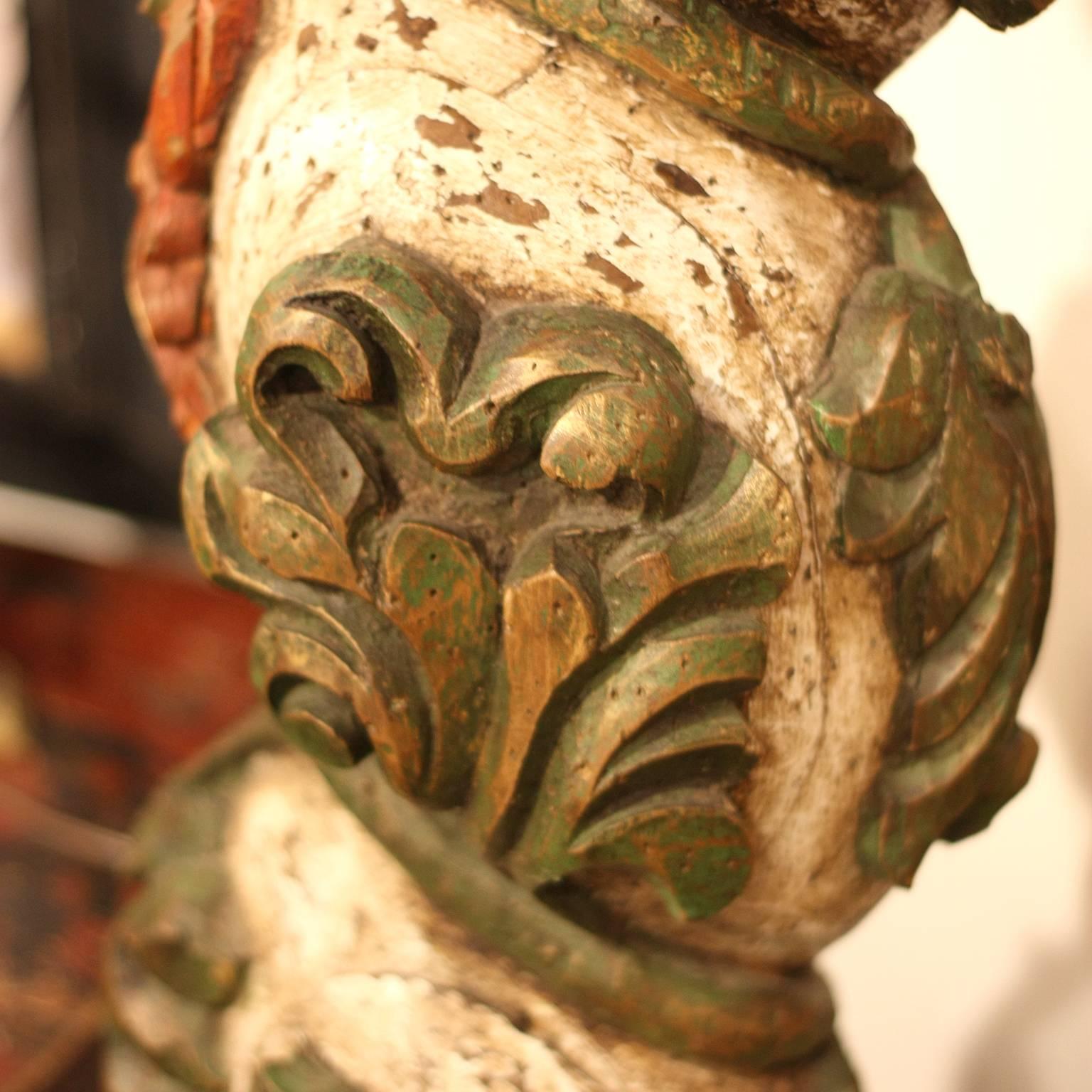 Pair of Late 18th Century Carved Italian Columns In Excellent Condition In Atlanta, GA