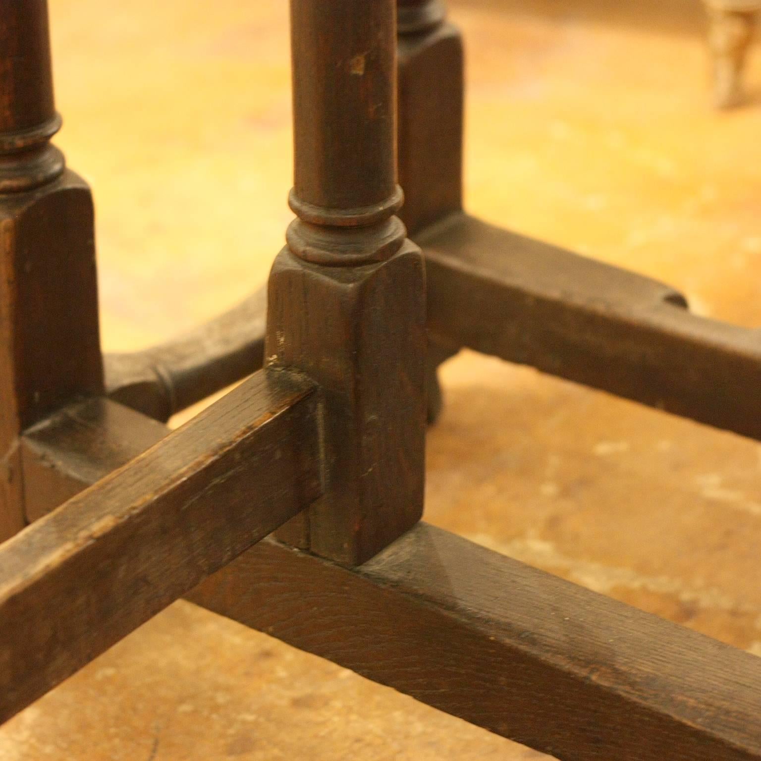 18th Century English Oak Gate Leg Side Table 3