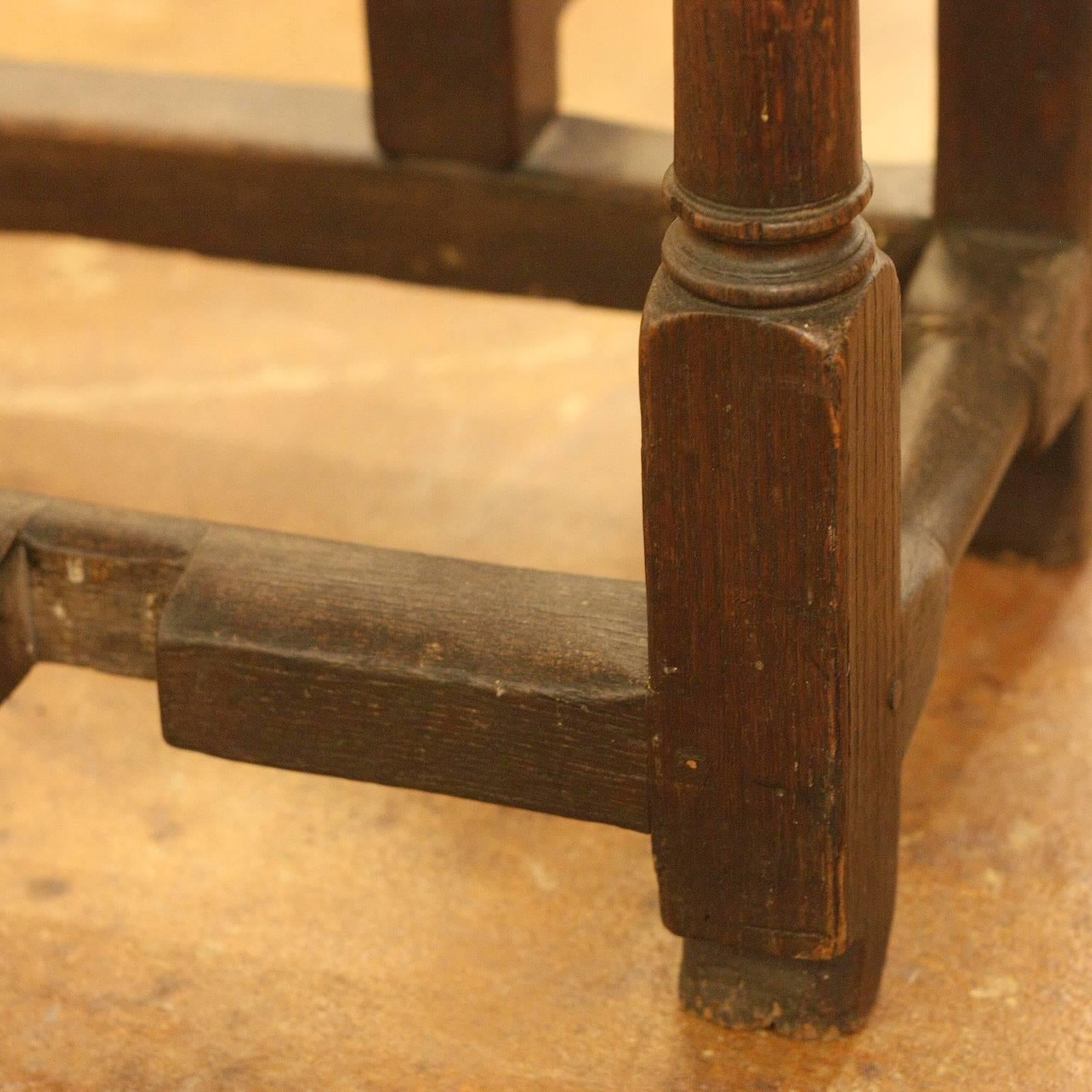 18th Century English Oak Gate Leg Side Table 4