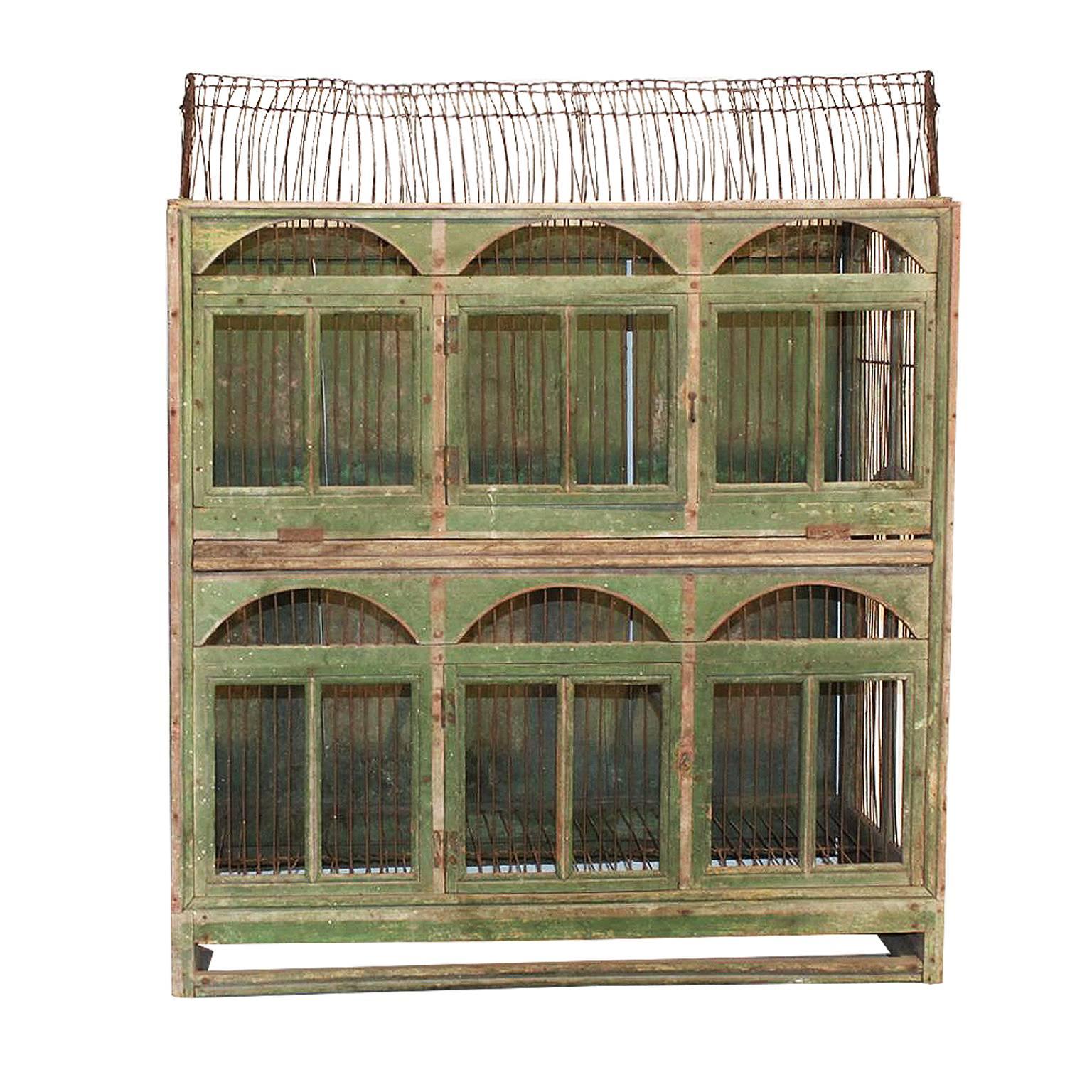 Italian 1840s Large Size Green Painted Wooden Birdcage with Arched Windows