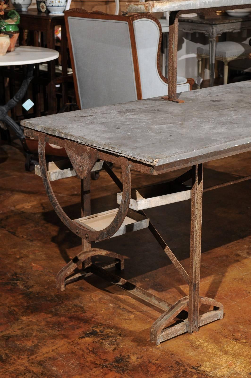 French 1890s Industrial Iron and Zinc Work Table with Shelves and Task Light In Good Condition In Atlanta, GA