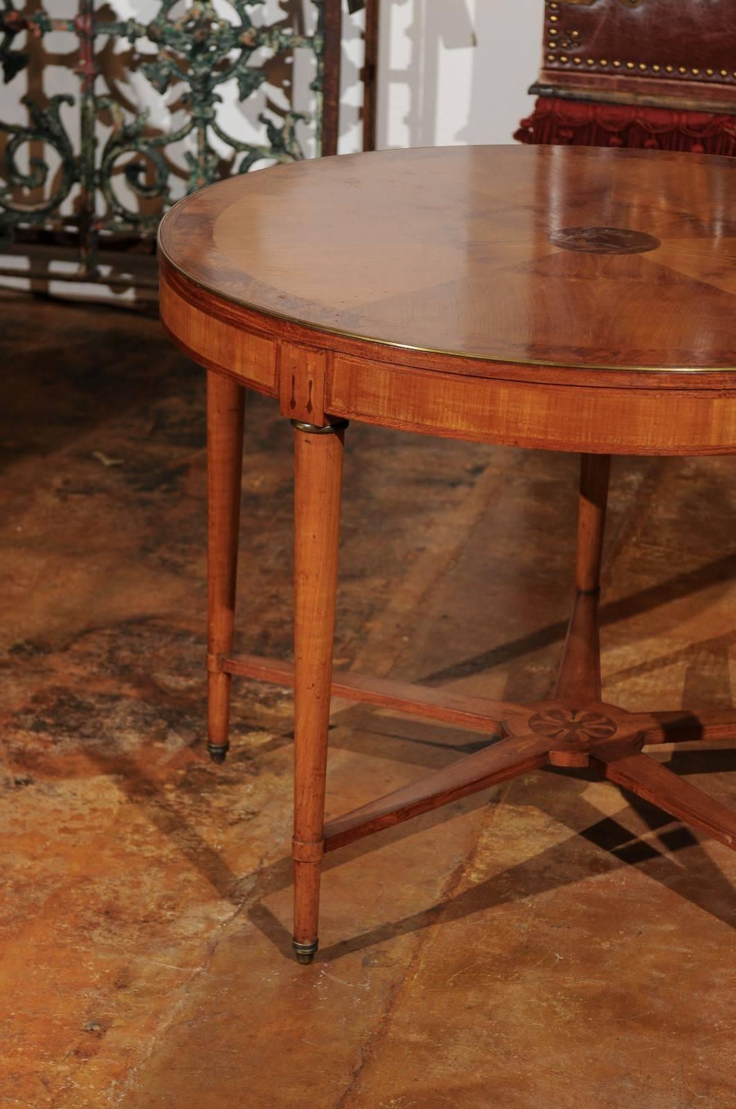 Inlay French 1880s Round Burl Walnut Inlaid Table with Star-Shaped Cross Stretcher