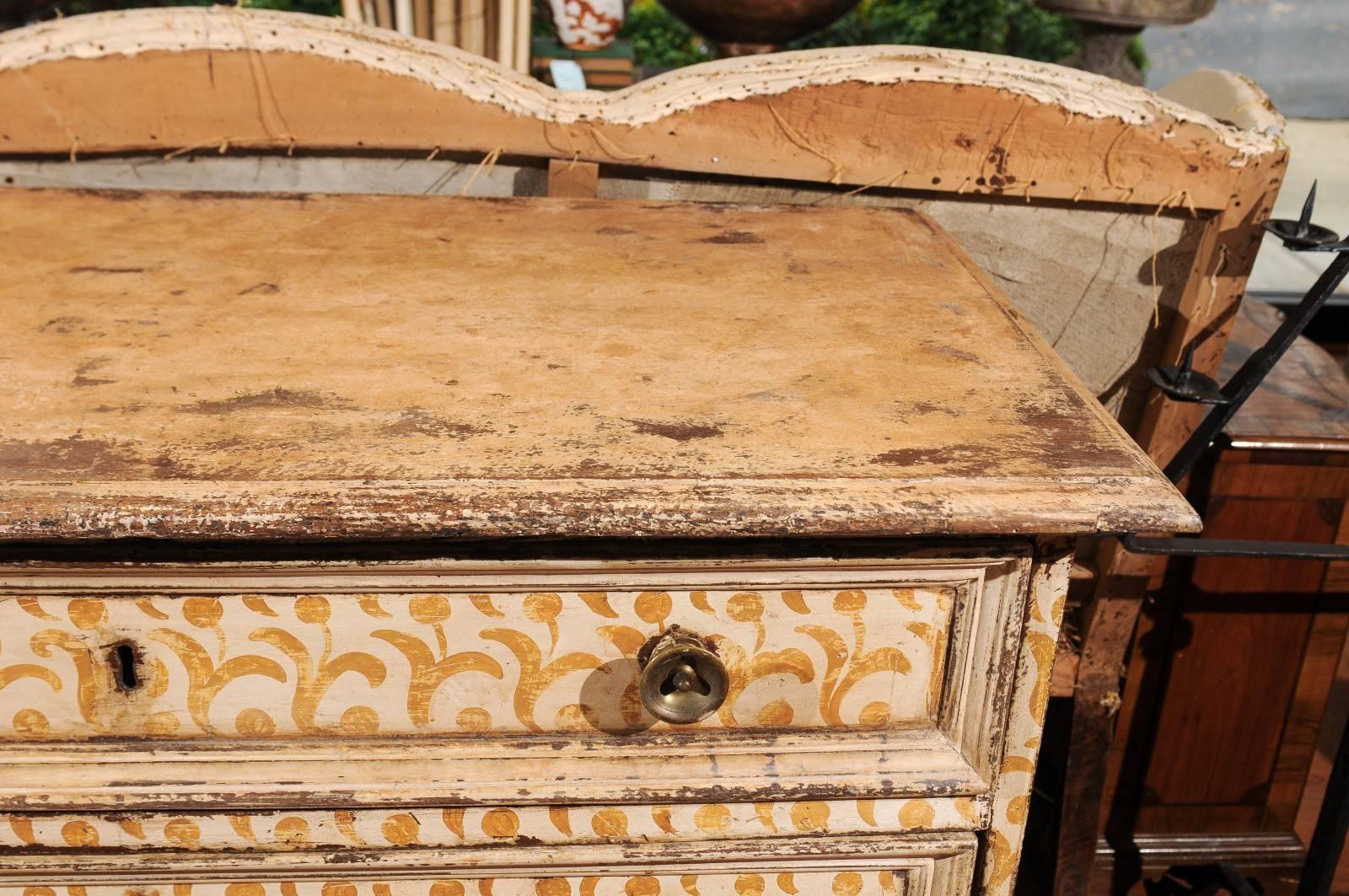 17th Century Florentine Tall Four-Drawer Commode with Painted Floral Motifs 1