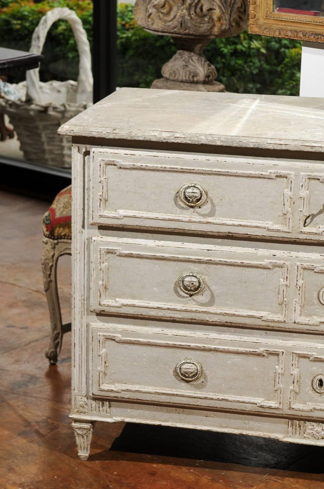 French Painted Pine Three-Drawer Commode with Marbleized Top and Fluted Accents In Good Condition In Atlanta, GA
