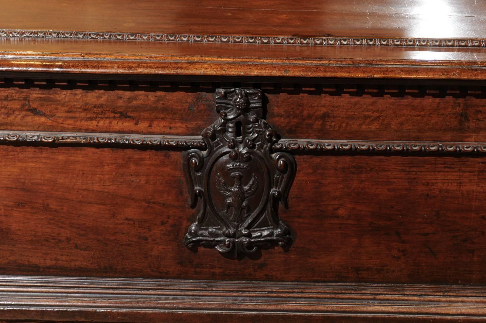Italian Early 19th Century Wooden Cassone Chest with Family Crest and Paw Feet 4