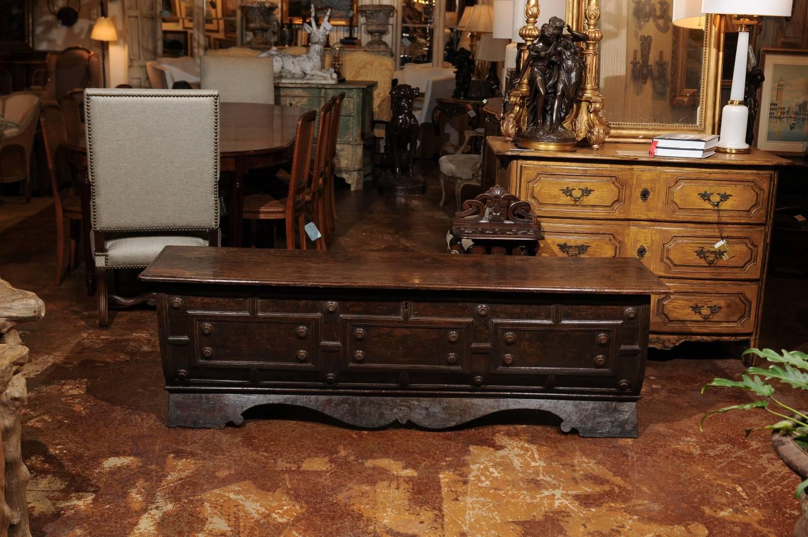 Early 18th Century Italian Hand-Carved Walnut Cassone Chest from Siena In Good Condition For Sale In Atlanta, GA
