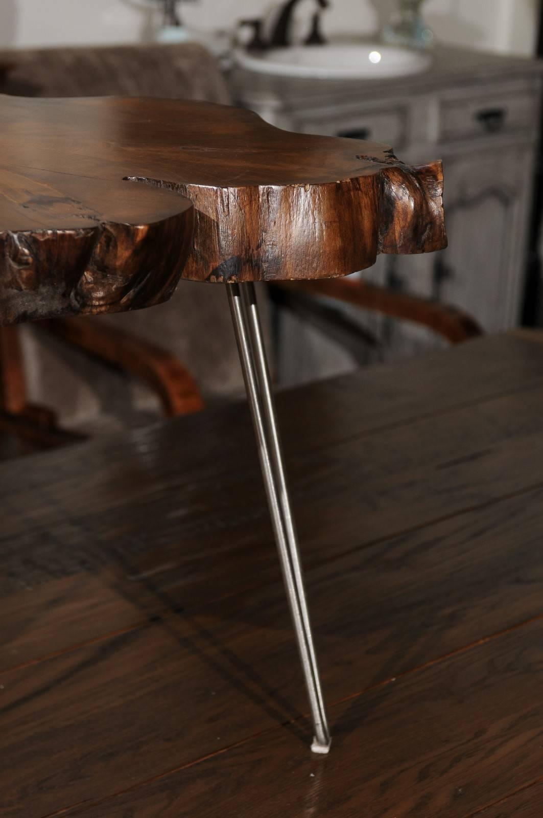 American Custom Magnolia Slab Cocktail Table with Three Metal Hairpin Legs In Excellent Condition For Sale In Atlanta, GA